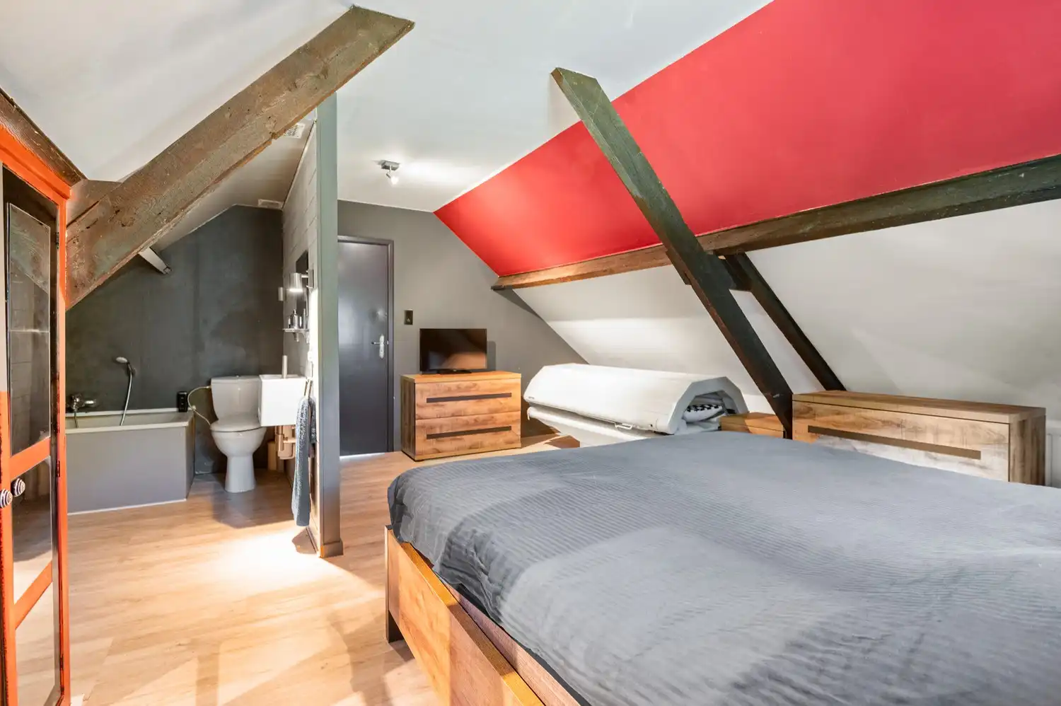 Charmante hoeve in een oase van groen foto 21