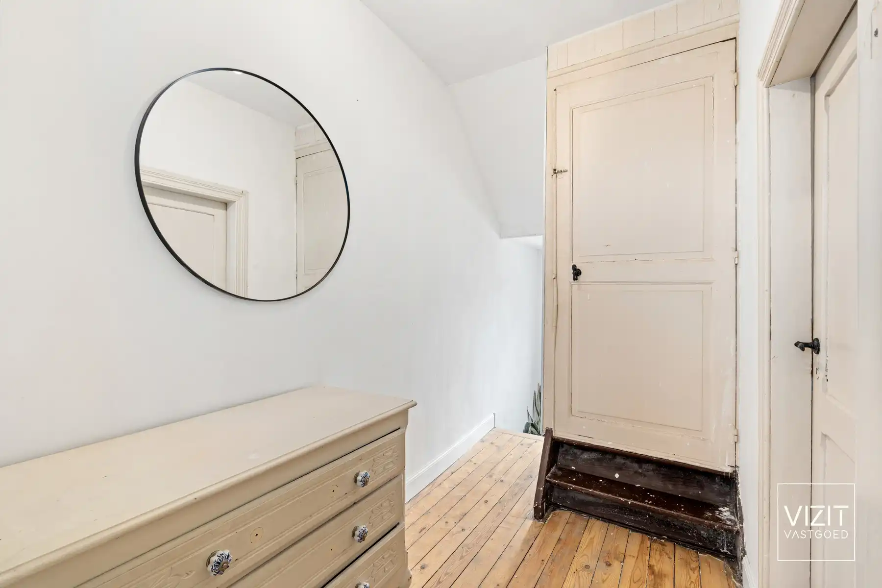 Instapklare en karaktervolle woning in centrum Ninove!  foto 7