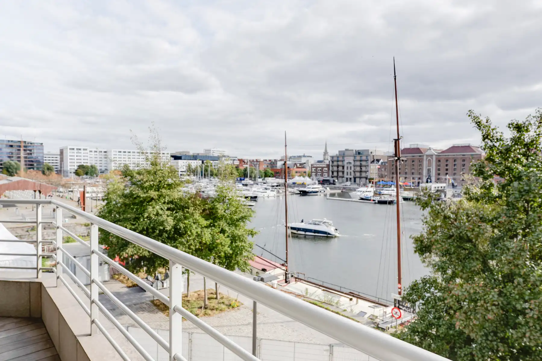 Exclusief wonen aan de Jachthaven met zicht op het MAS foto 5
