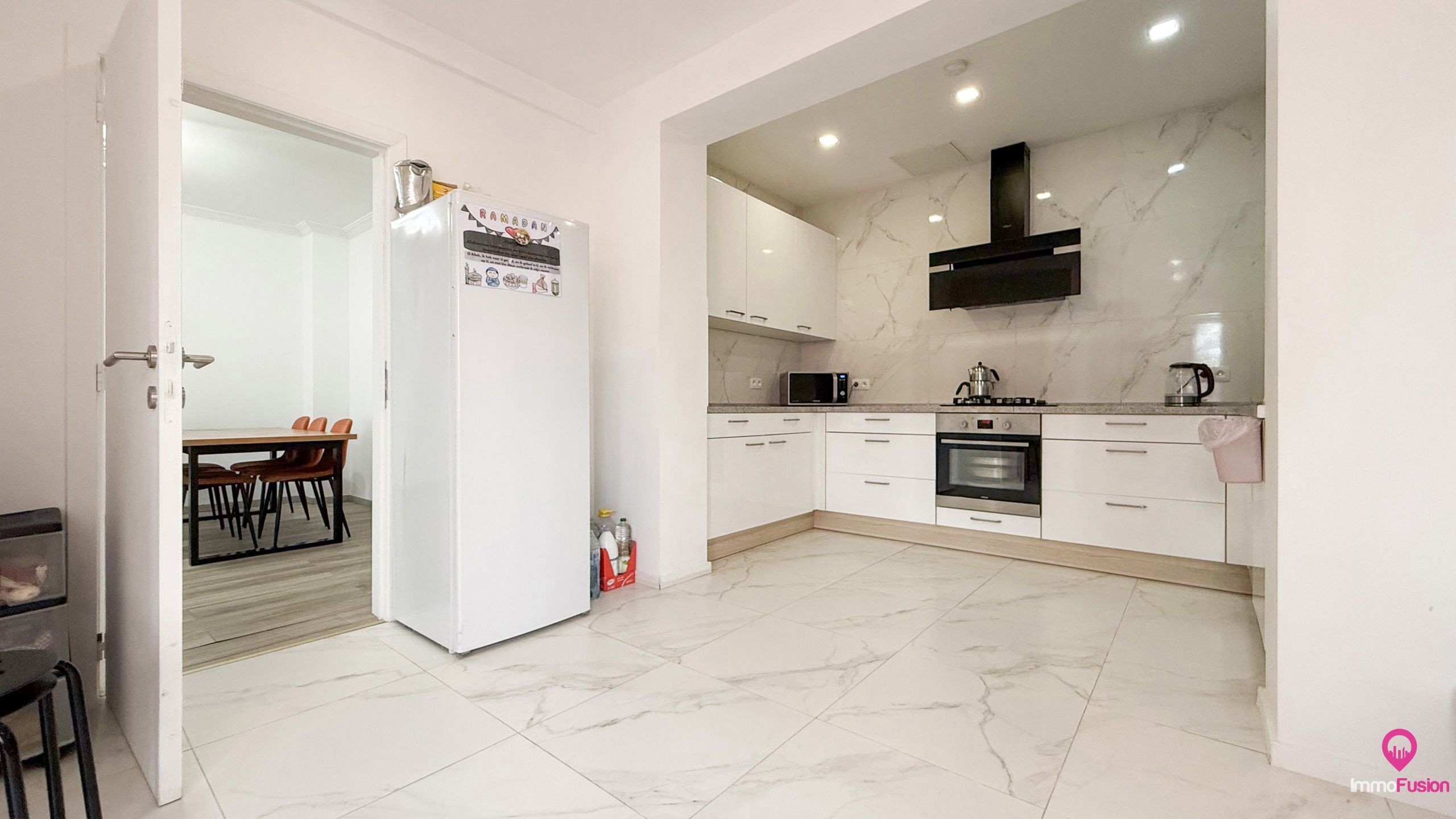Instapklare woning met 4 slaapkamers – gerenoveerd in 2023! foto 10