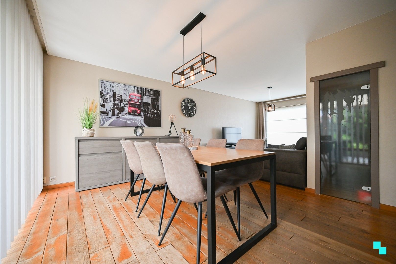 Rustig gelegen woning met gezellige tuin te Izegem foto 6