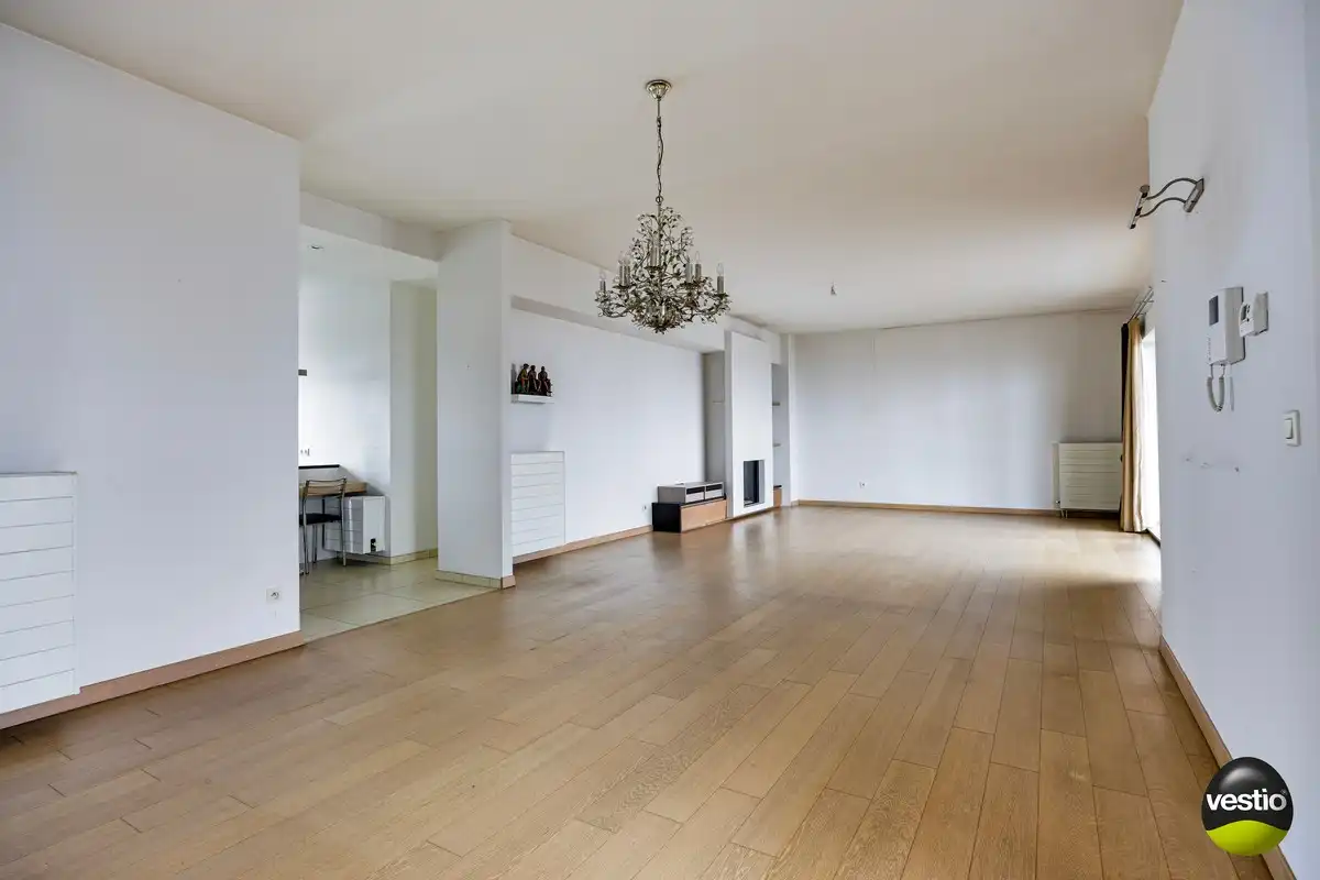 Riant appartement met panoramisch uitzicht, 2 slaapkamers en uitzonderlijk groot terras. foto 6