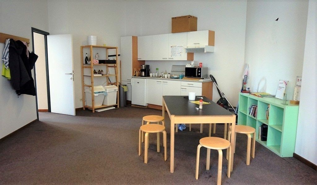 Kantoorruimte te huur in gerenoveerde herenwoning in centrum Gent foto 7