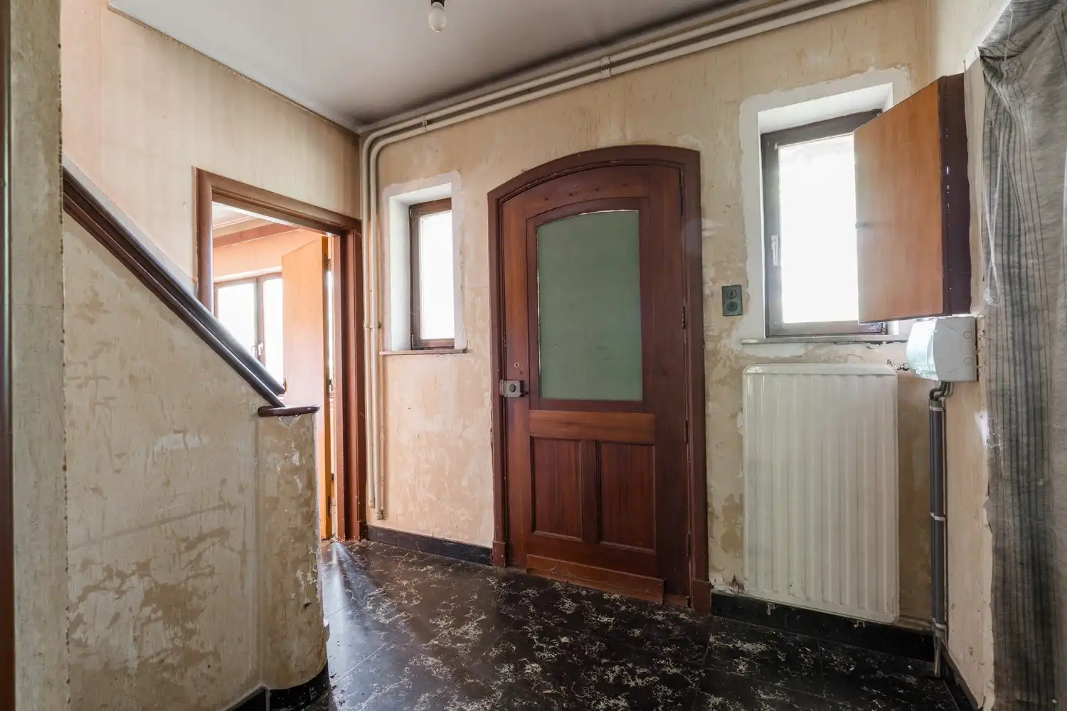 Ruime multifunctionele woning met een toonzaal en een schitterend perceel van 1108 m²! foto 25
