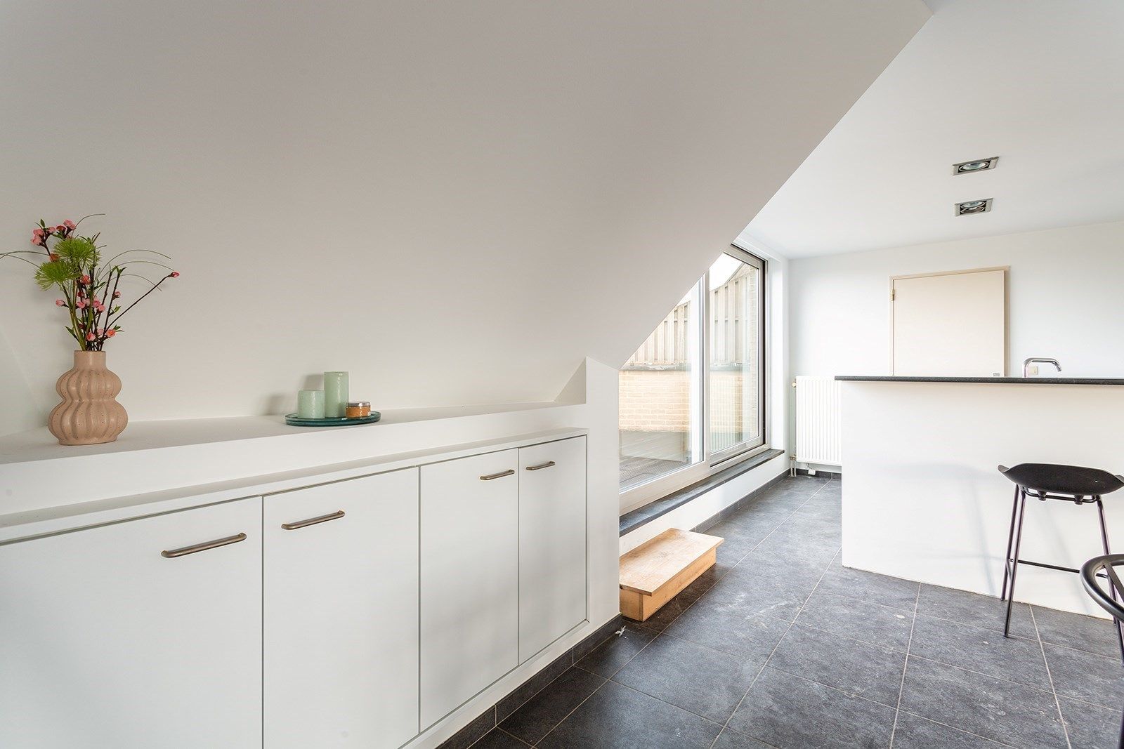 Duplex dakappartement met 3 slaapkamers en zonnig terras in Boechout foto 7