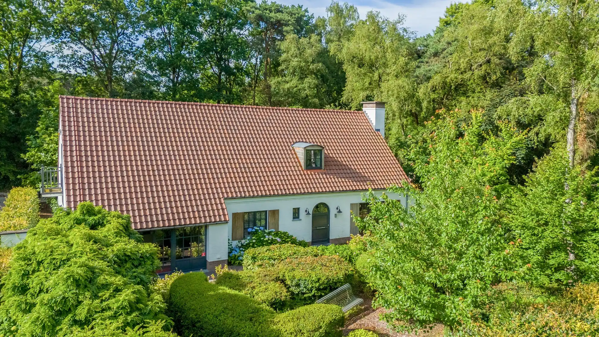 Prachtige villa te Waasmunster, temidden van groen foto 23