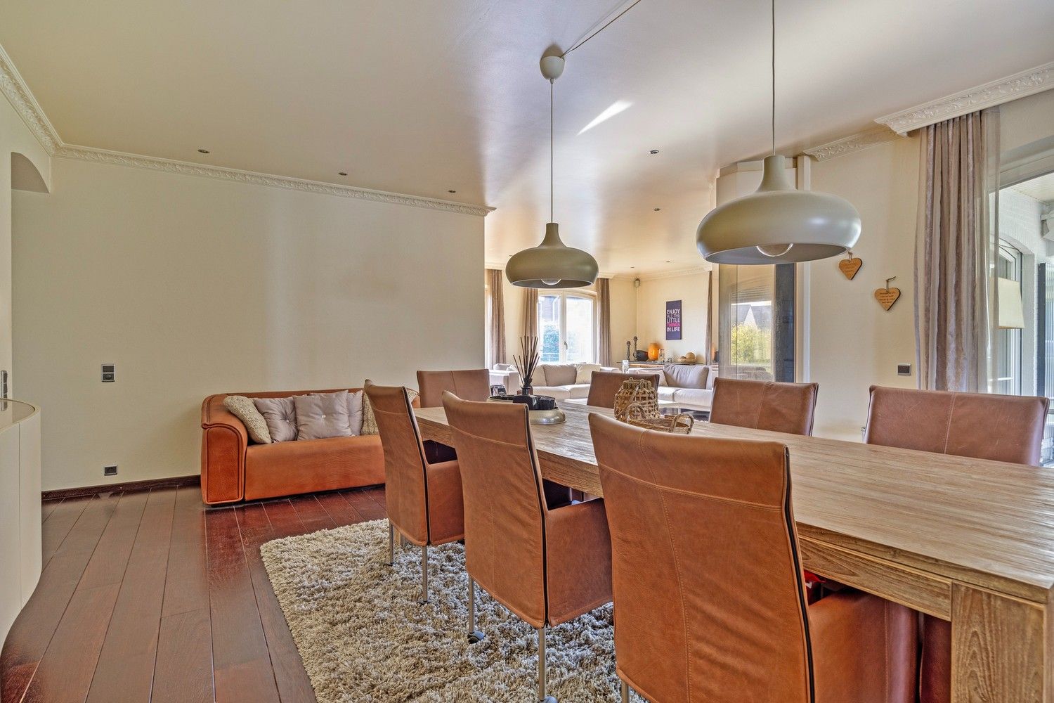 Luxueuze gelijkvloerse villa met zwembad en poolhouse op een riant perceel van 3.234 m² foto 7