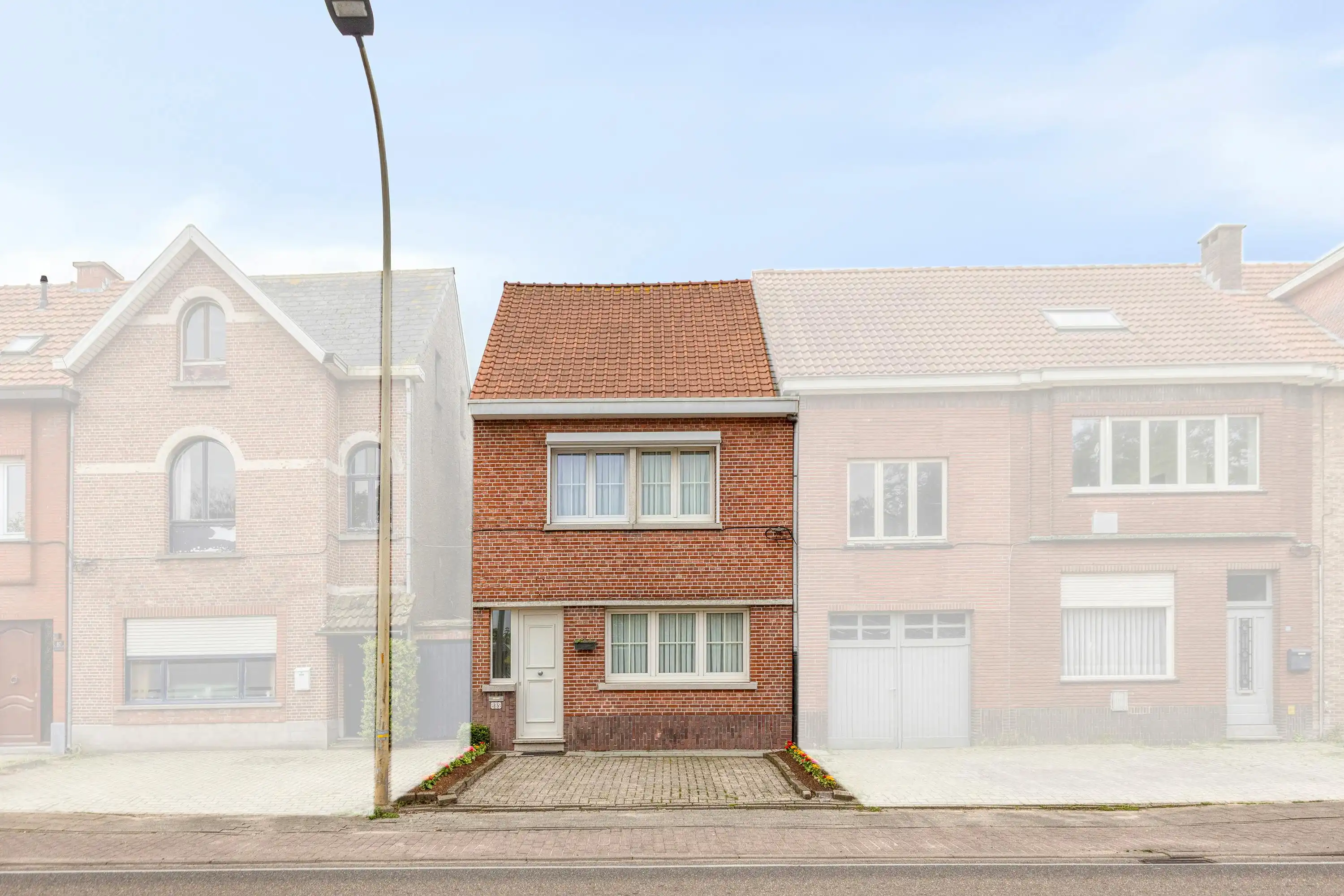 Karaktervol huis met tuin te koop nabij centrum Wuustwezel! foto 2
