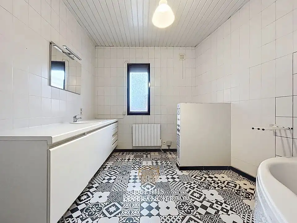 Stijlvol gerenoveerd energiezuinig duplex-appartement (3 slaapkamers – 137 m²) met tuin foto 26