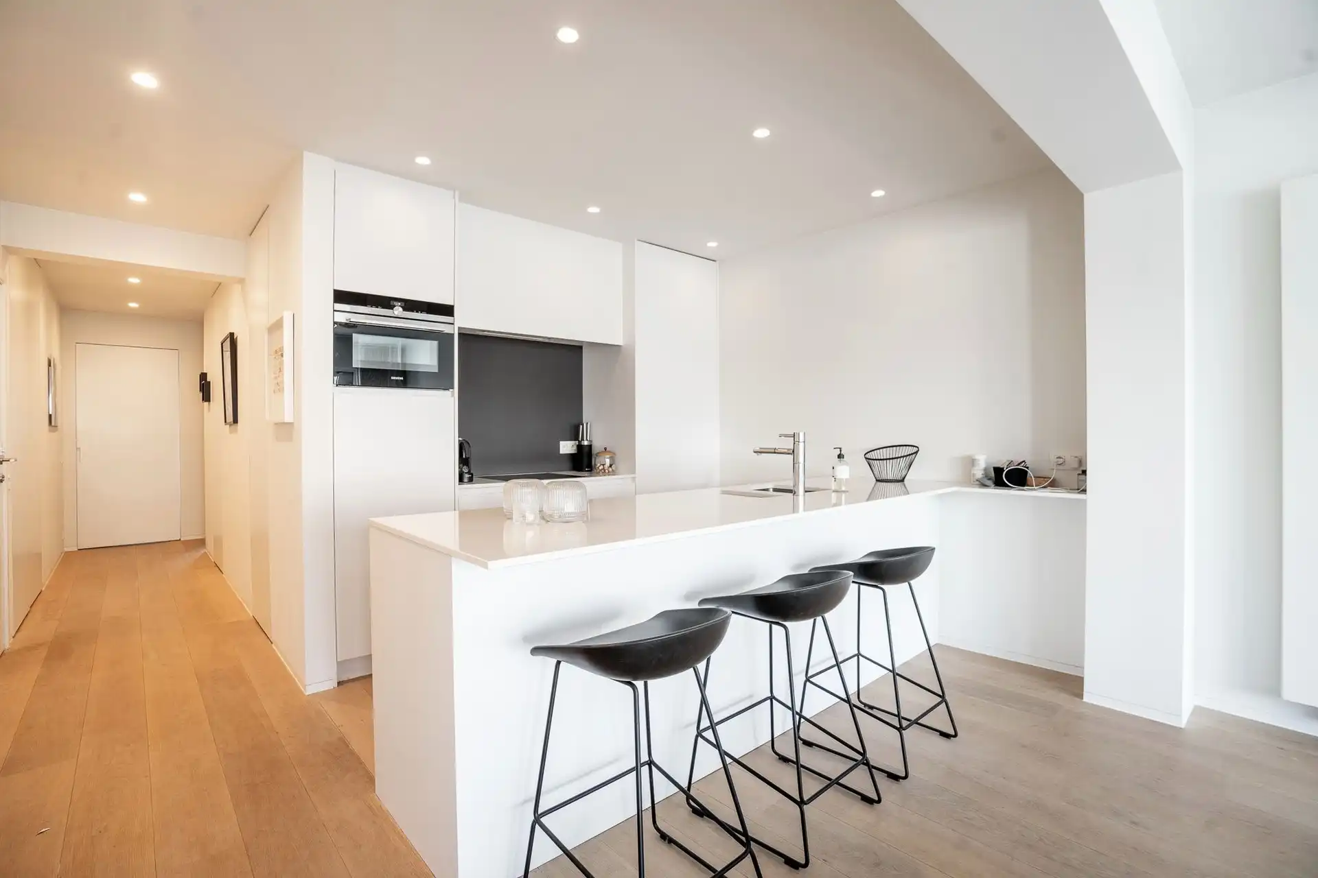 Prachtig lichtrijk appartement met 3 slaapkamers gelegen nabij het Rubensplein te Knokke foto 10