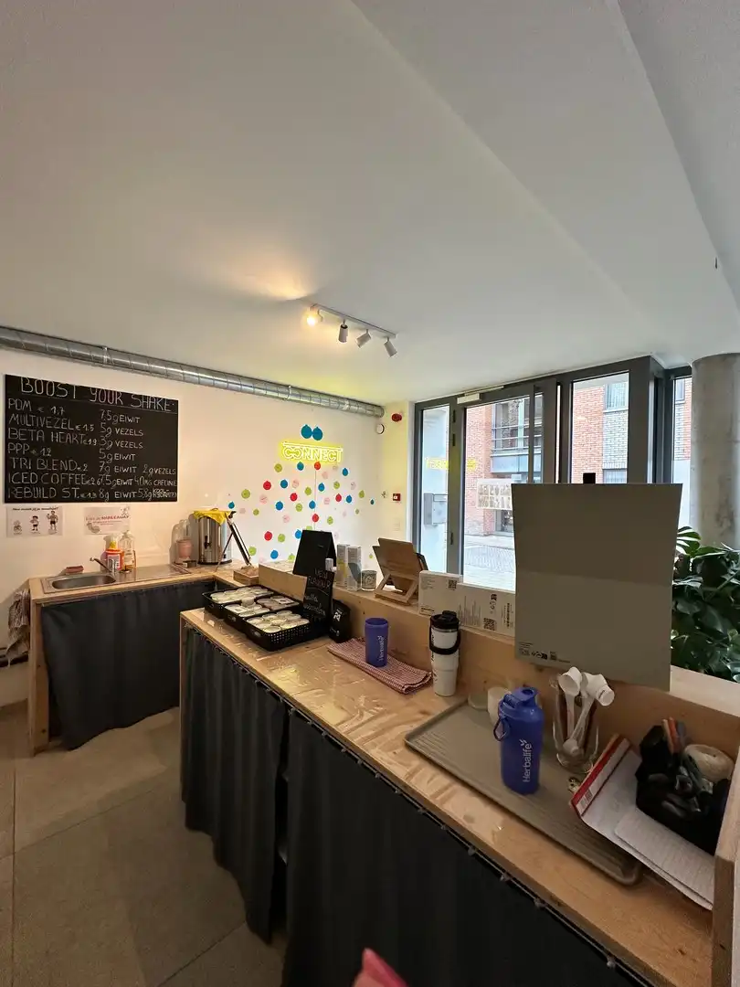 Handelspand met staanplaats. foto 5