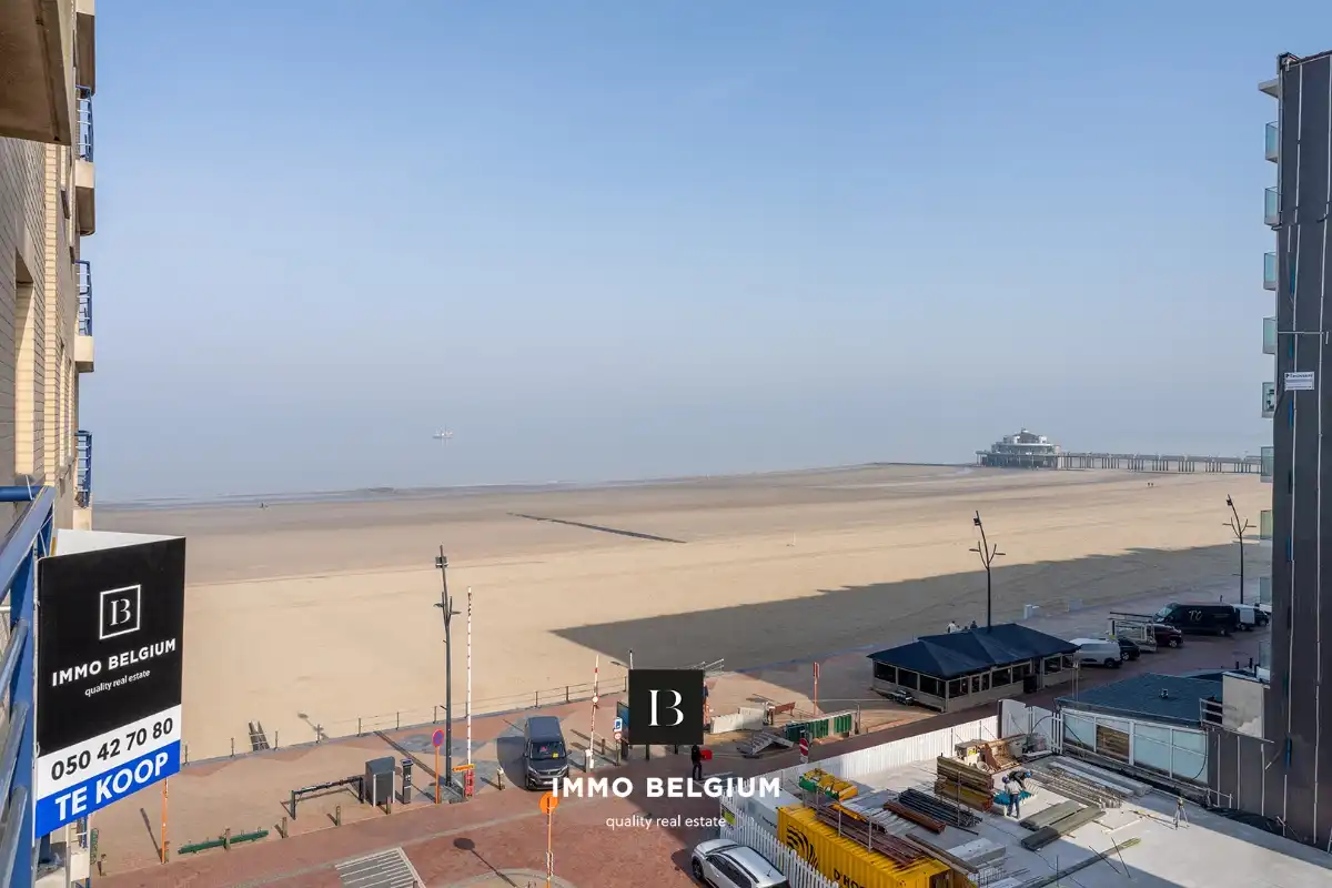 Appartement met ruim zonneterras en zijdelings zeezicht foto 9