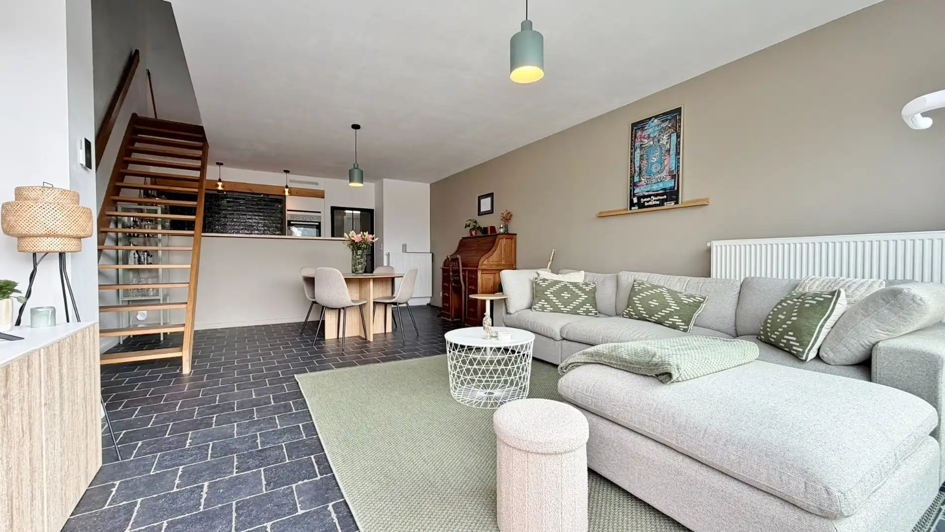 Instapklare, volledig gerenoveerde en energiezuinige woning te koop in het charmante Mesen! foto 5