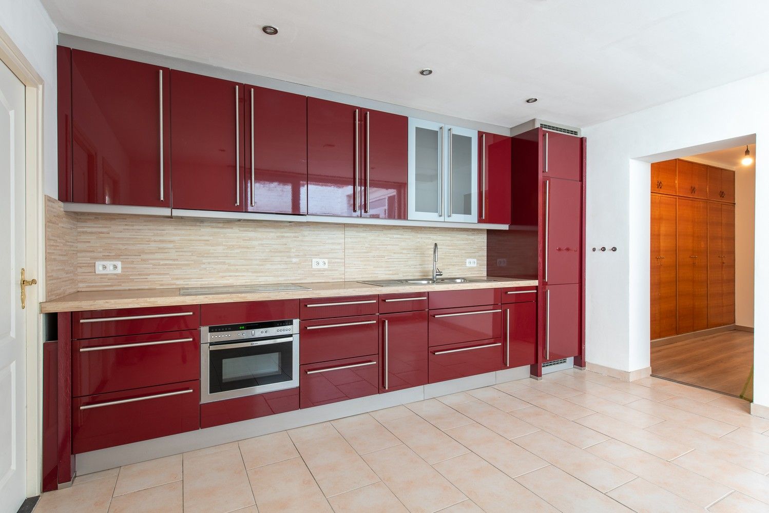 Gelijkvloers 1 slaapkamer-appartement met eigen stadstuin in hartje Genk foto 15