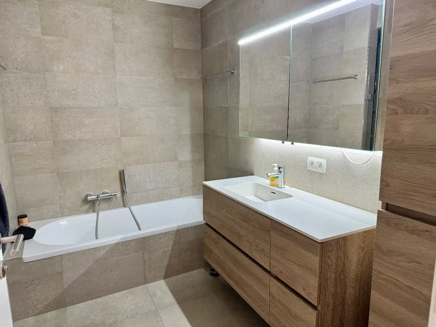 Recent en kwaliteitsvol appartement 2 slpk met terras en ondergrondse autostaanplaats - onder de kerktoren van Meise foto 13