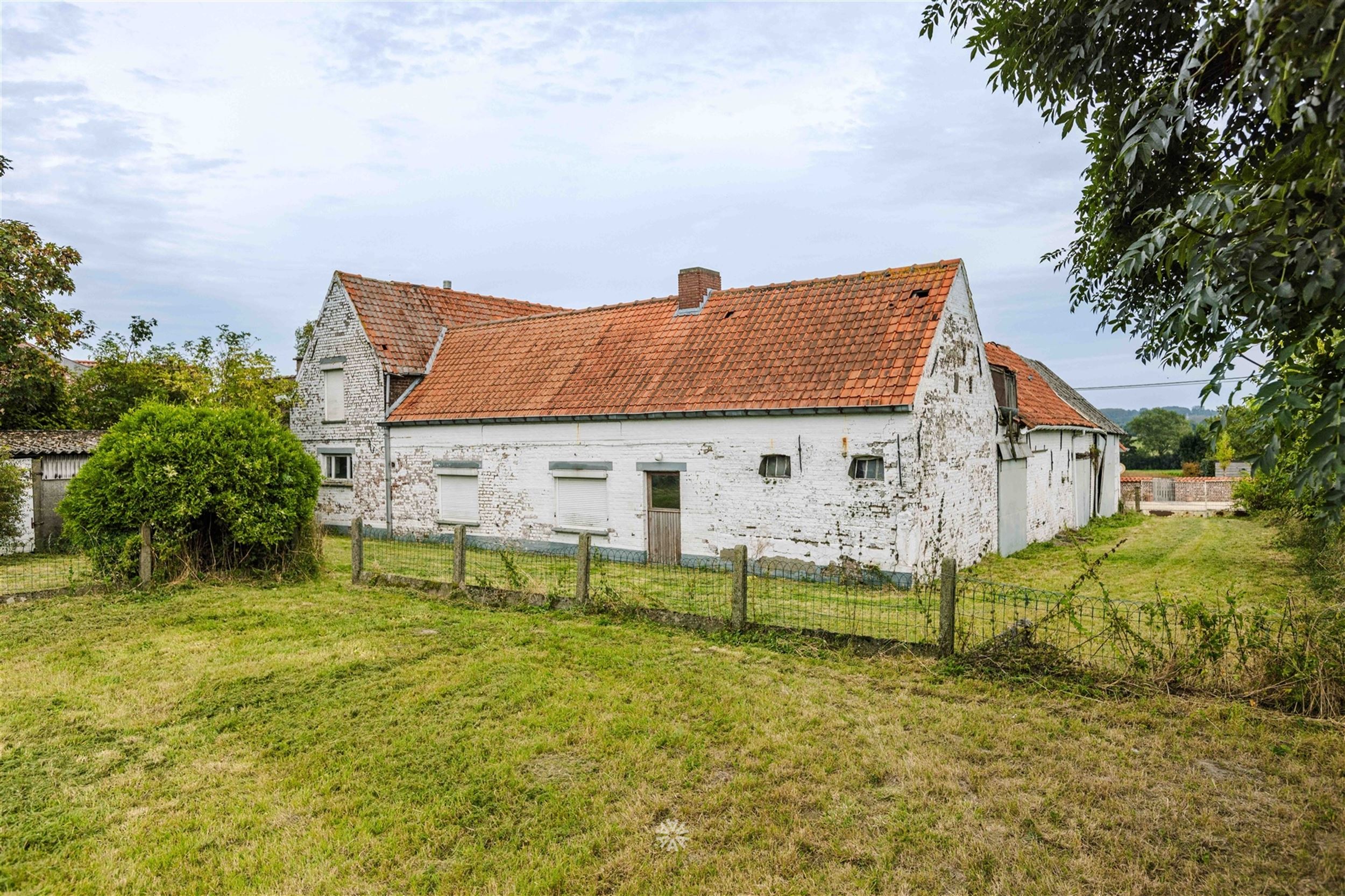 Uniek renovatieproject of bouwgrond op een uitzonderlijke locatie te Mater foto 8