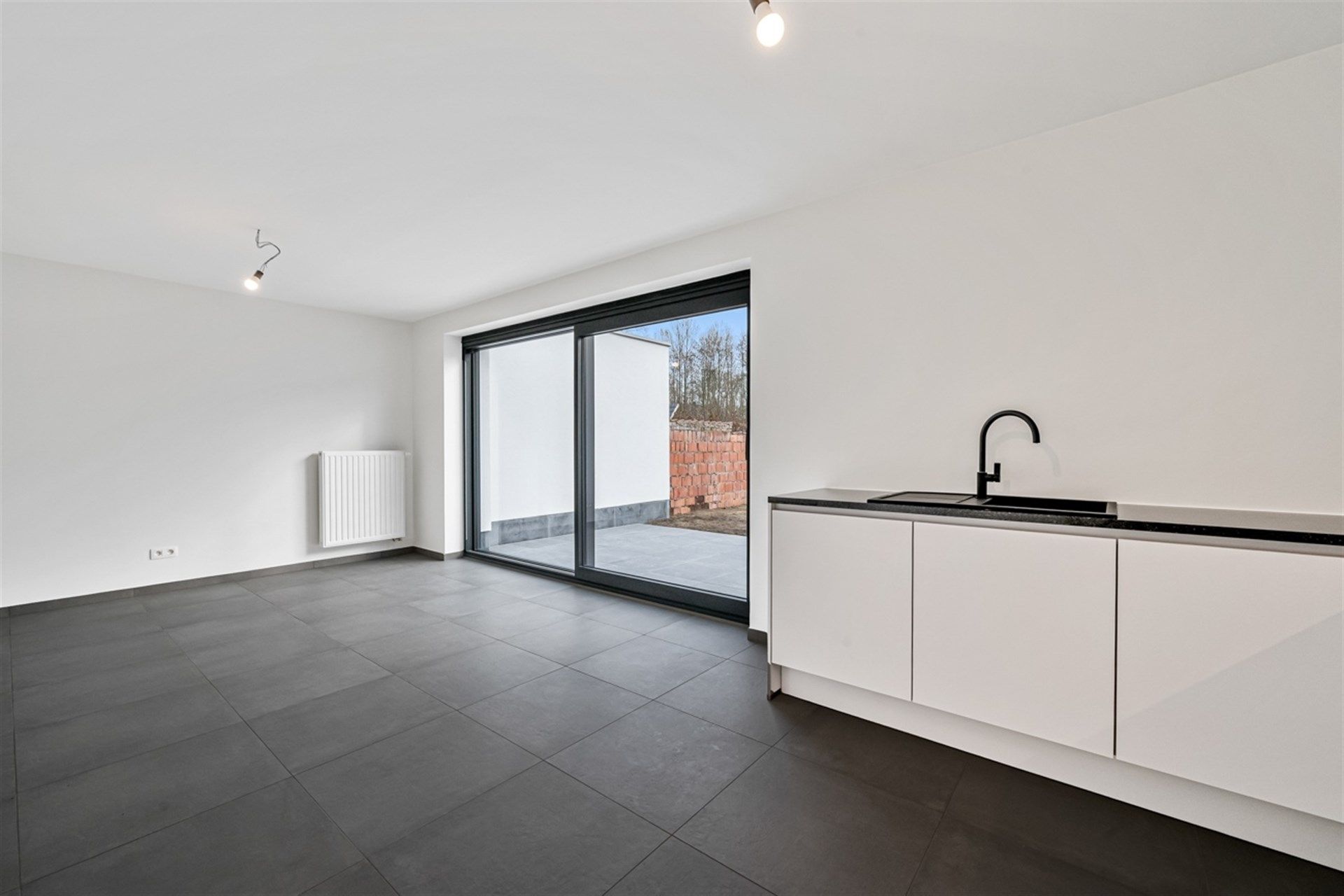 Prachtig gerenoveerde woning te Iddergem foto 2