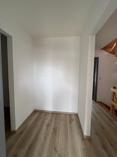 Moderne gezinswoning met tuin en garage, 4,7 km van NATO foto 9