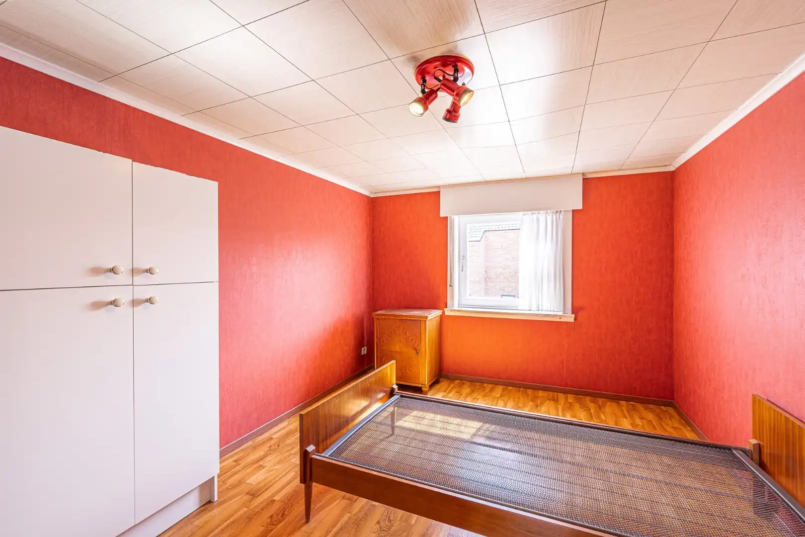 Open woning op een groot perceel in Moorslede-centrum foto 7