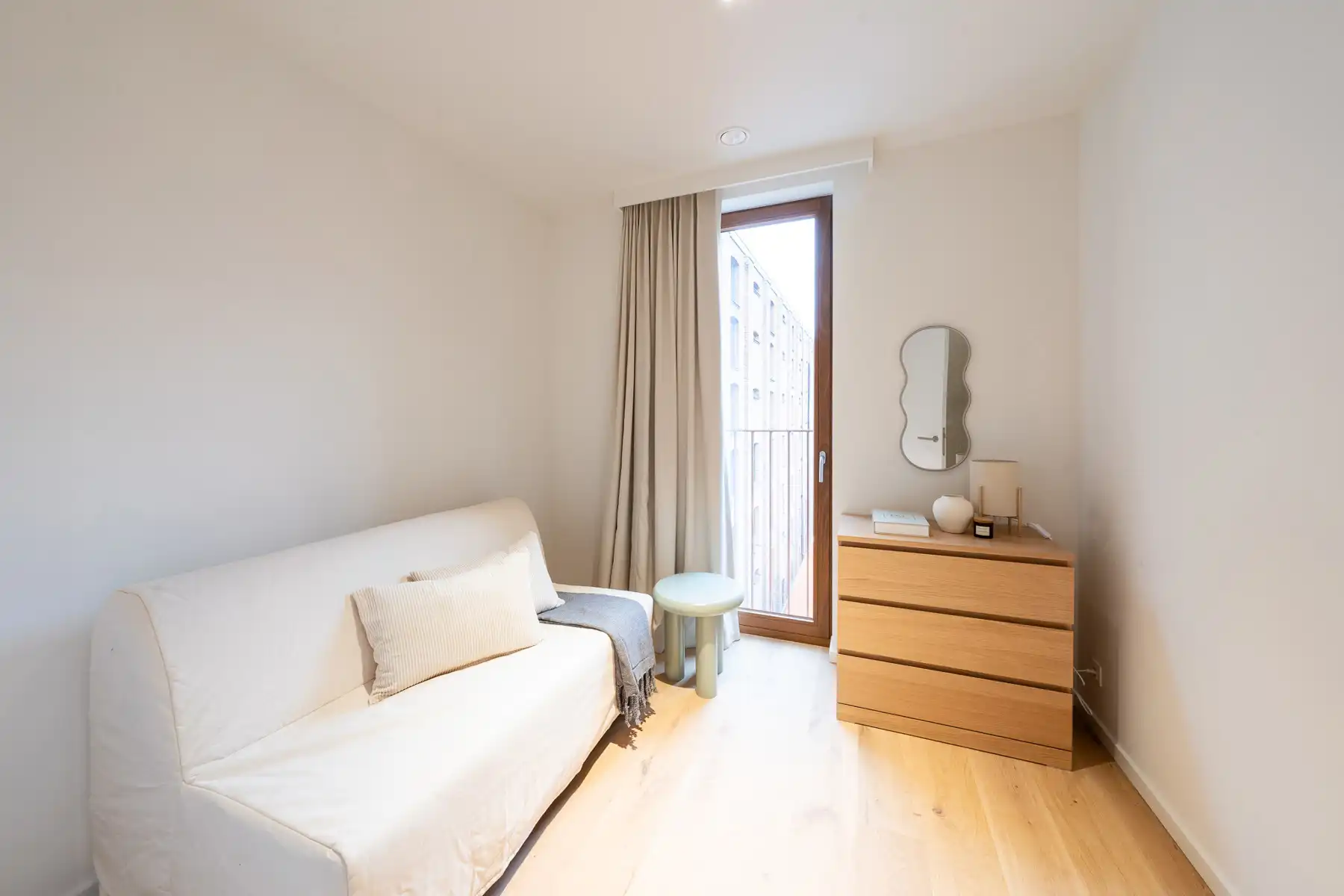 Bemeubeld nieuwbouwappartement op toplocatie, Eilandje!&nbsp; foto 7