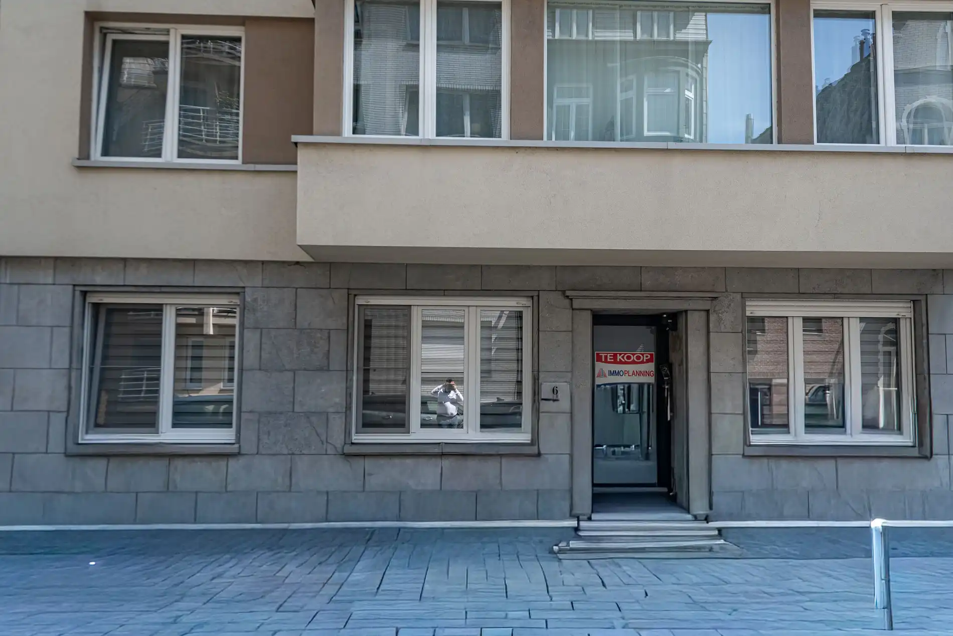 Ruim modern appartement met 3 slaapkamers en terras foto 18