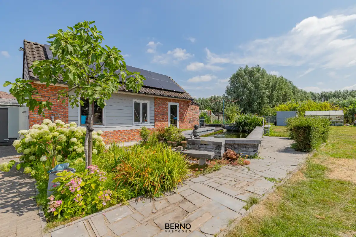 Instapklare gezinswoning op een perceel van 840 m² (weide van 1718m2) foto 20