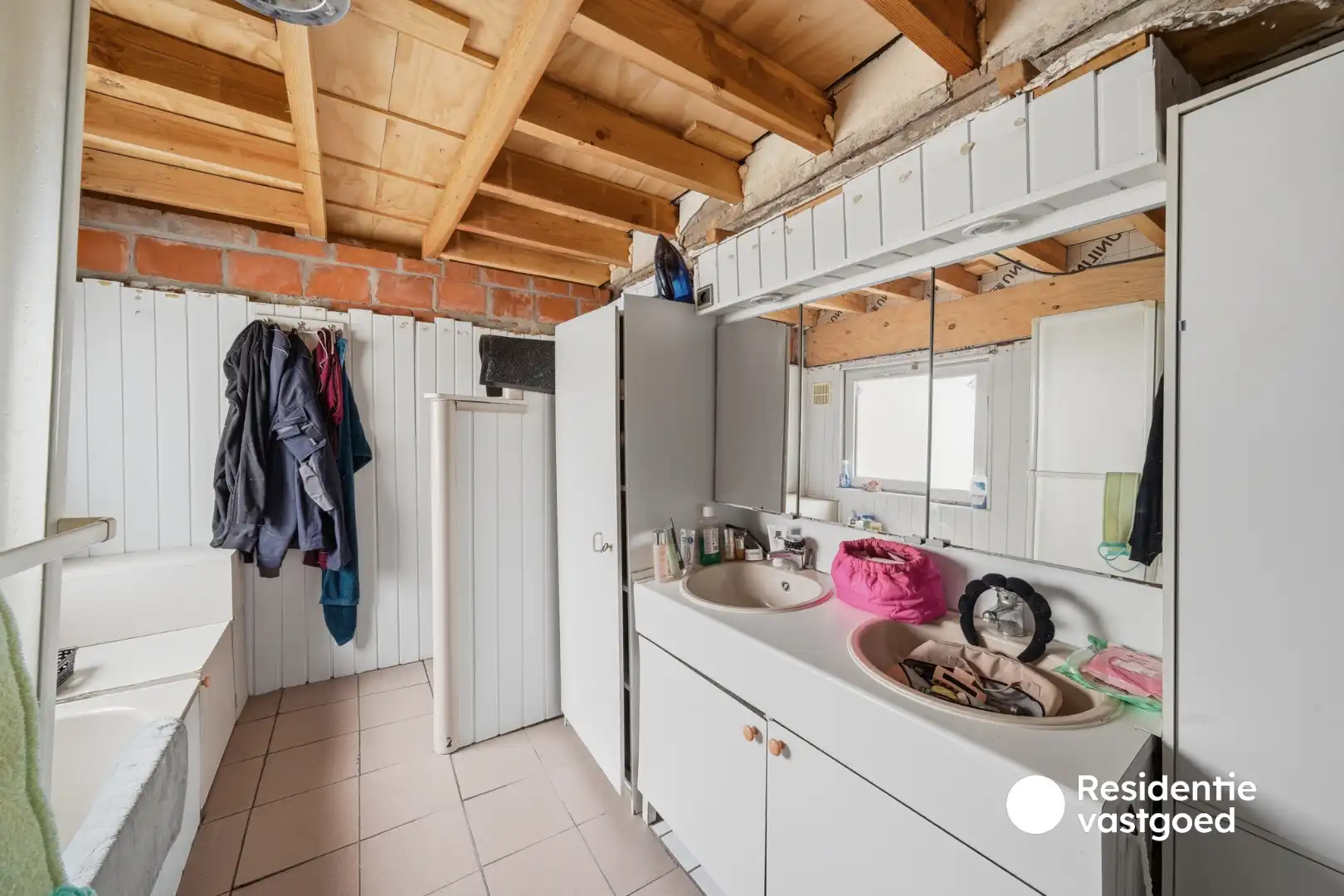 Ruime woning met 3 slaapkamers in Bredene foto 7