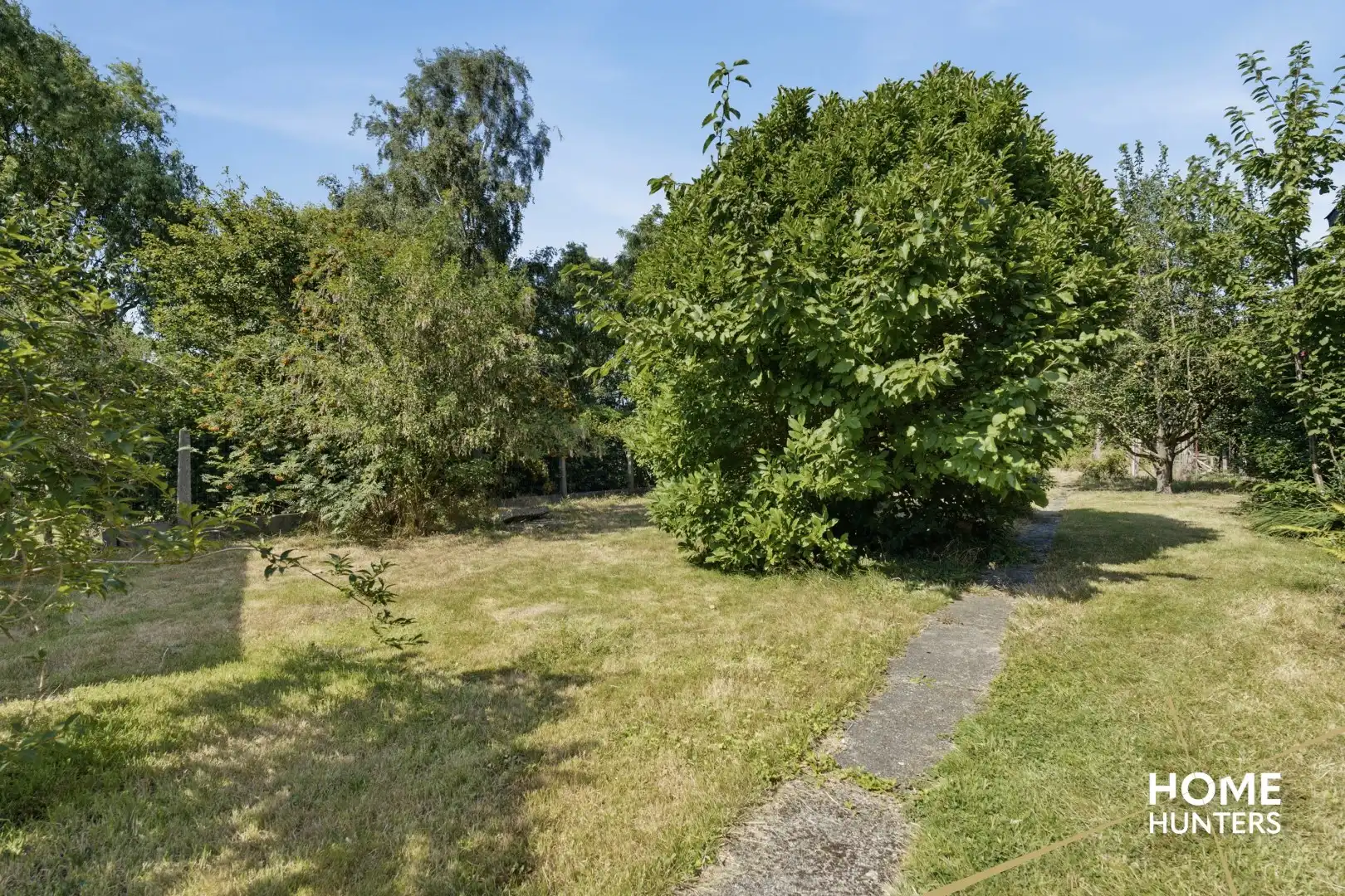 Veelzijdige eigendom met te renoveren woning en twee ruime loodsen in Langemark foto 25