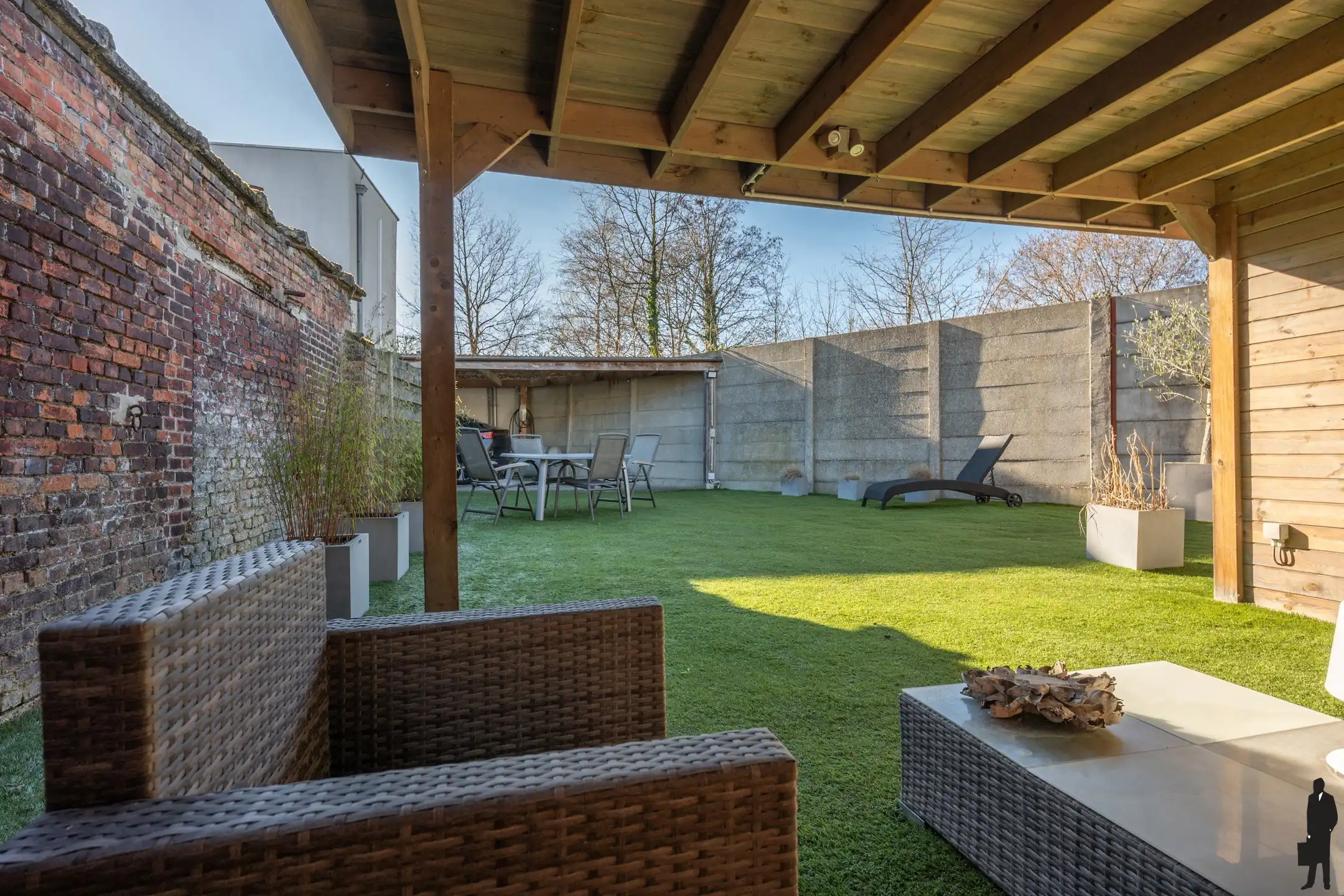 Prachtige duplex loft met onderhoudsvriendelijke tuin foto 12