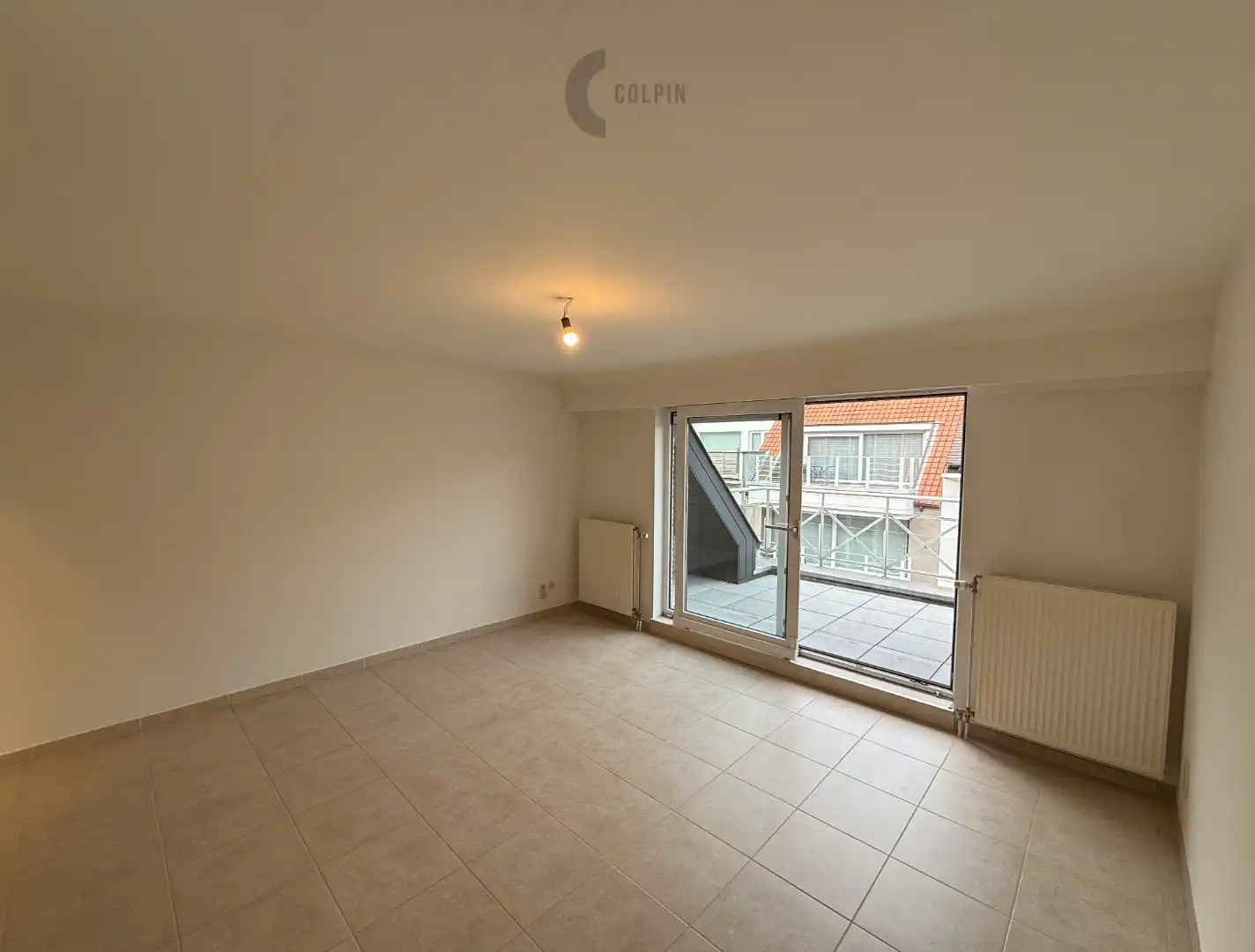 Instapklaar en lichtrijk penthouse vlakbij de zeedijk foto 3