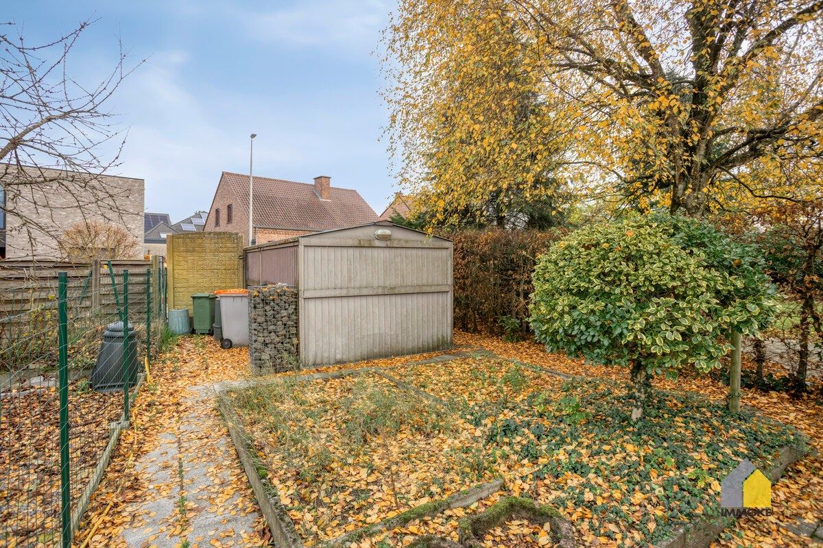 Vrijstaande, statige woning op 7 a 82 ca met 3 slpk en mooie tuin. foto 32