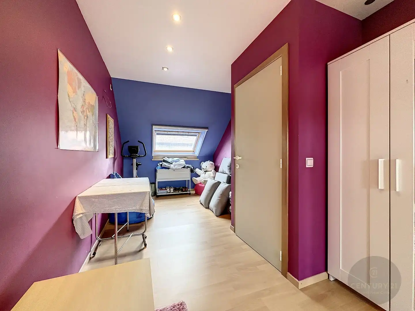 RUIME en LICHTRIJKE woning!! foto 16