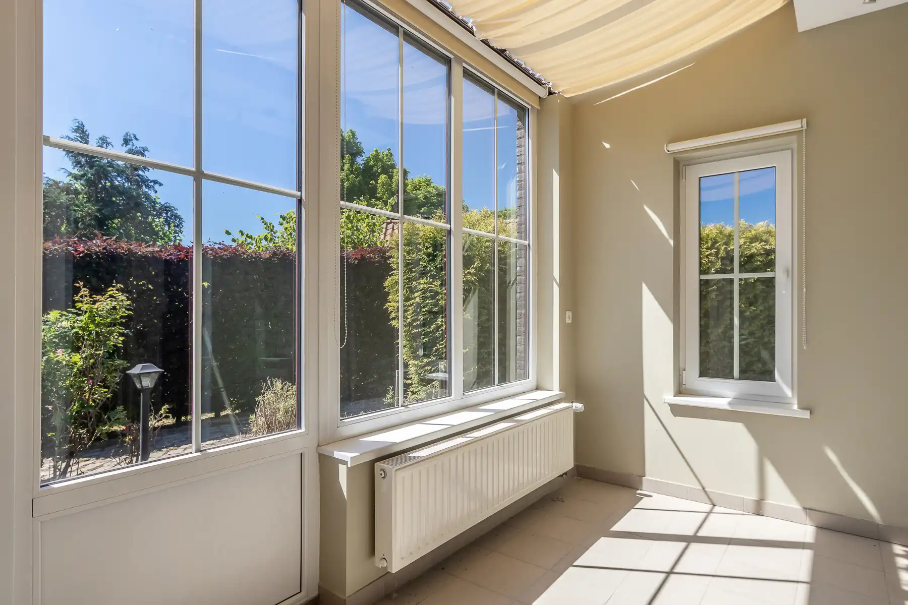 Charmante gelijkvloers woning met 3 kamers, inpandige garage en zonnige tuin foto 11