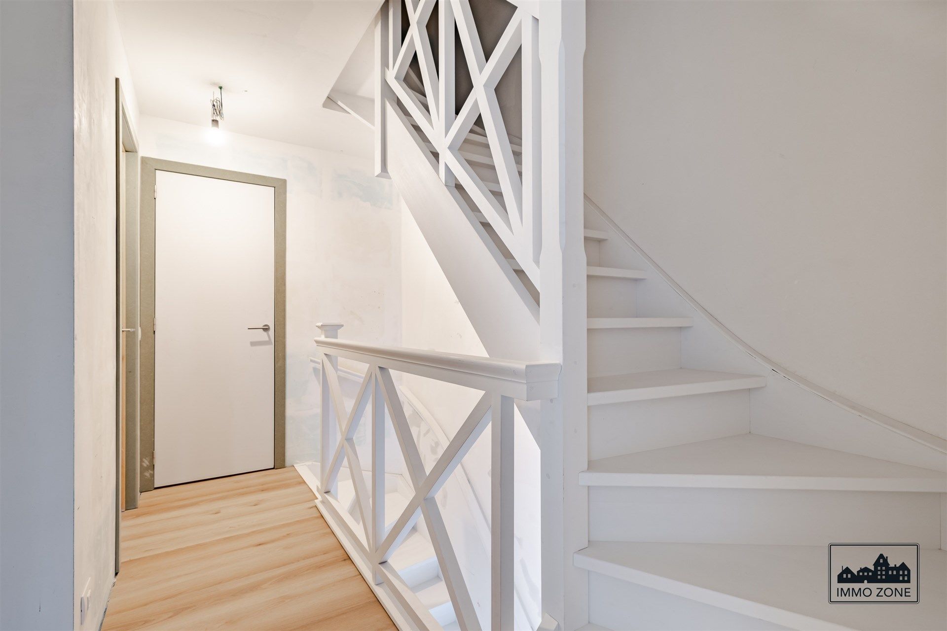 Unieke nieuwbouwwoning onder registratierechten! foto 21