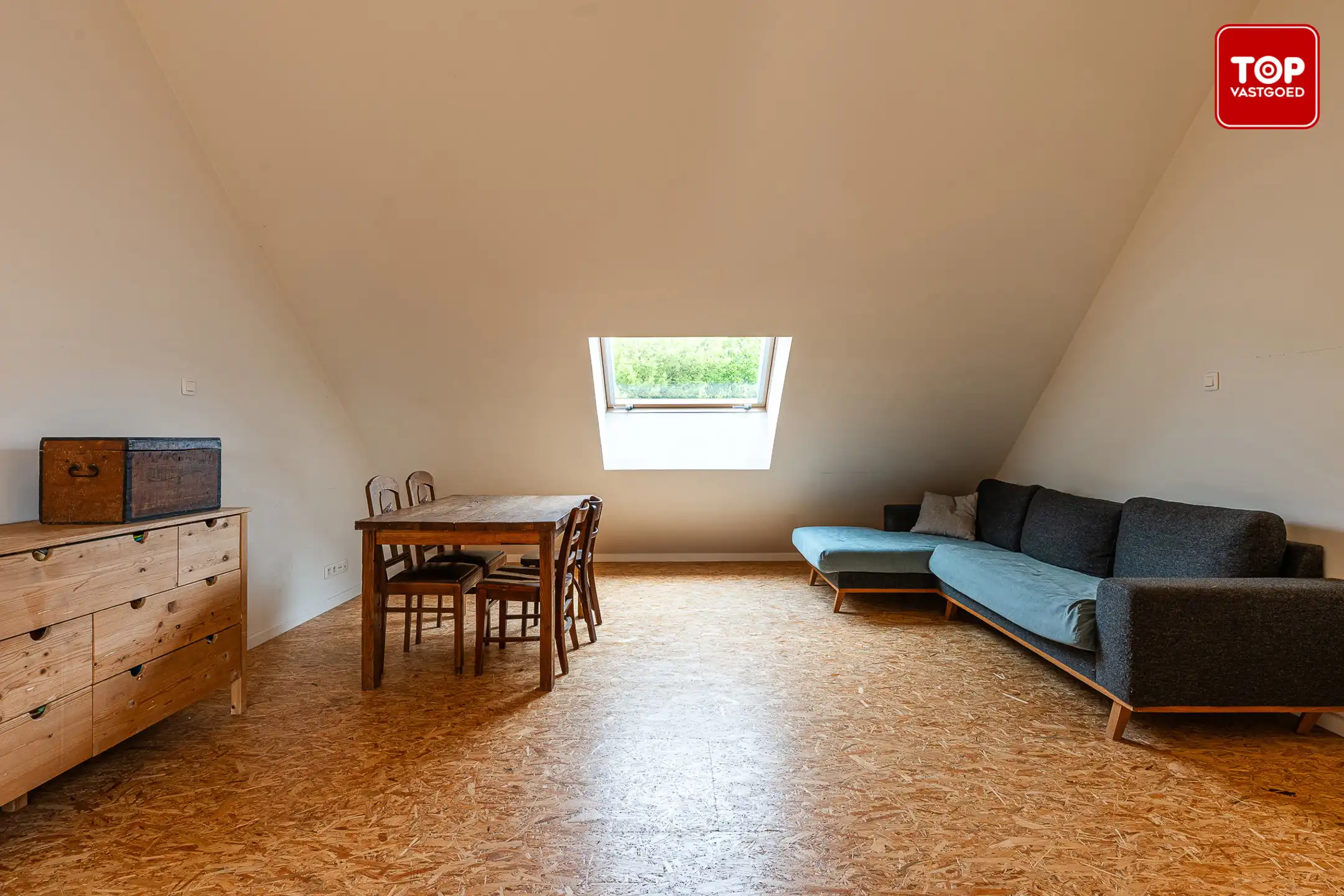 Woning met 3 slaapkamers en leuke tuin op toplocatie. foto 20