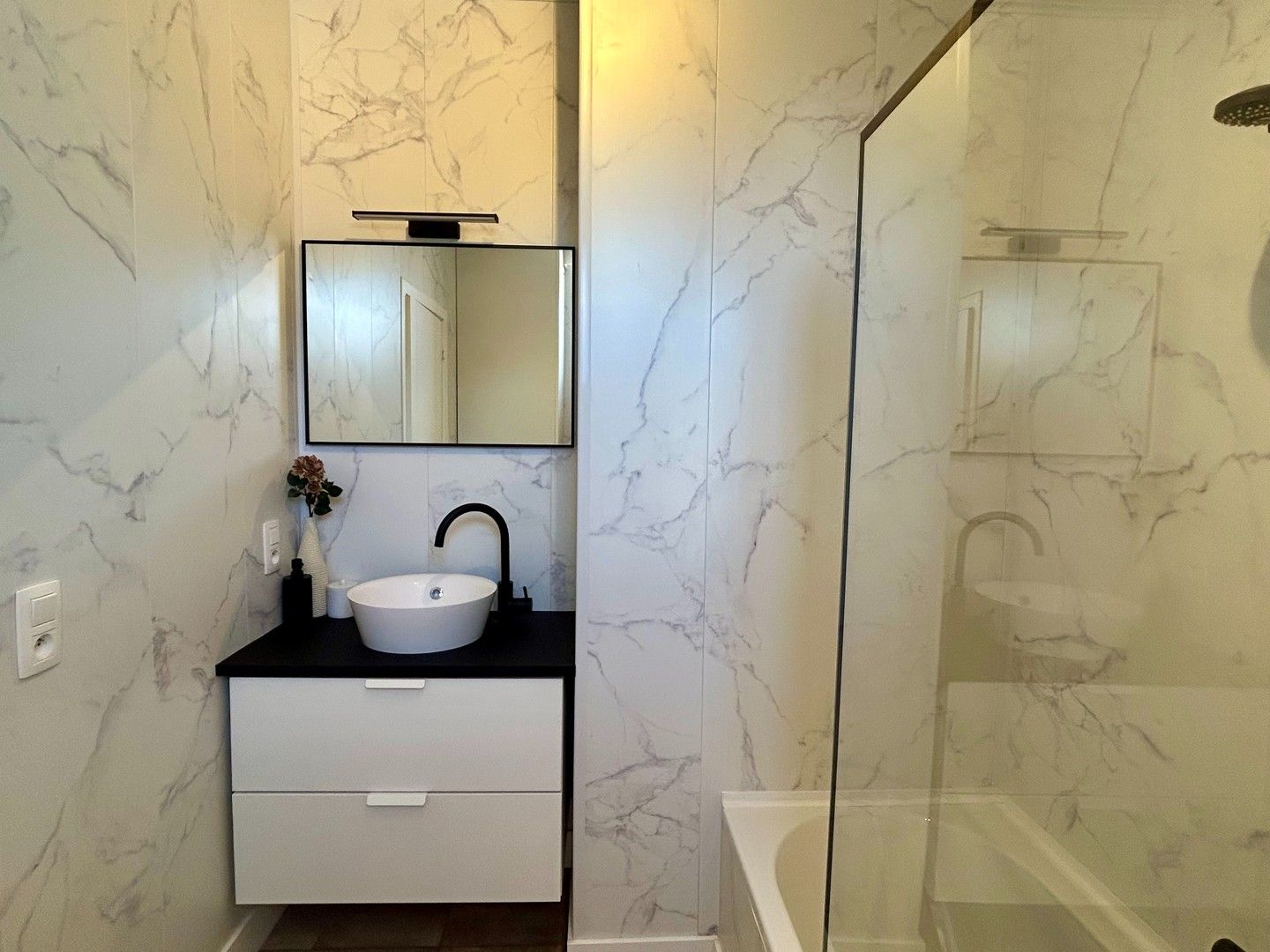 Gezellig 2-slaapkamerappartement te huur in Lichtaart! foto 6