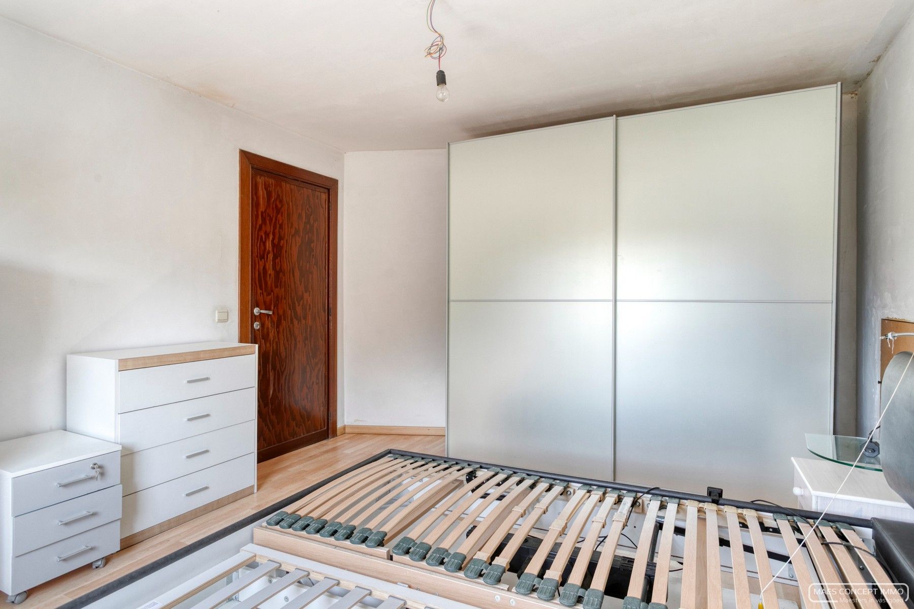 Halfopen gezinswoning te koop in Anzegem foto 13