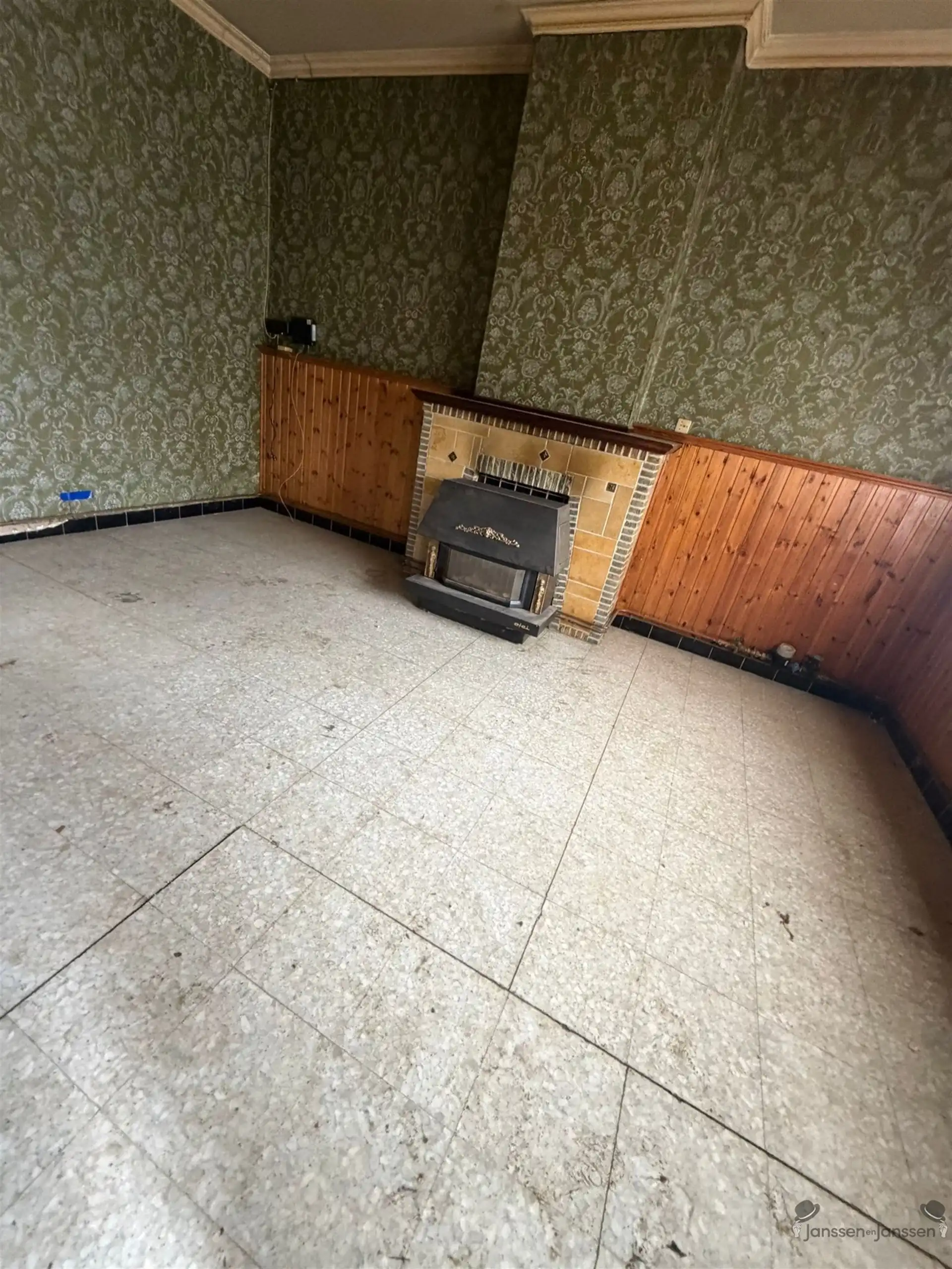 Te slopen of te renoveren woning met achterweg foto 11