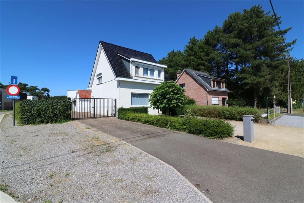 Ruime gezinswoning op een rustige locatie!  foto 12