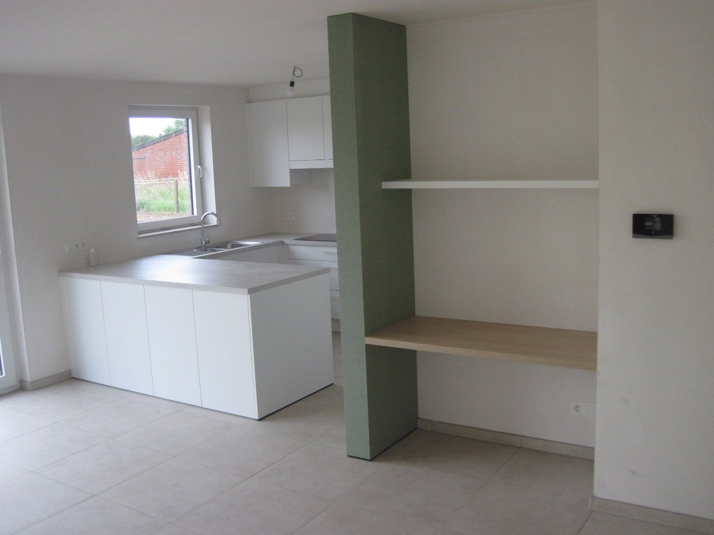 Eigentijdse nieuwbouwwoning foto 6