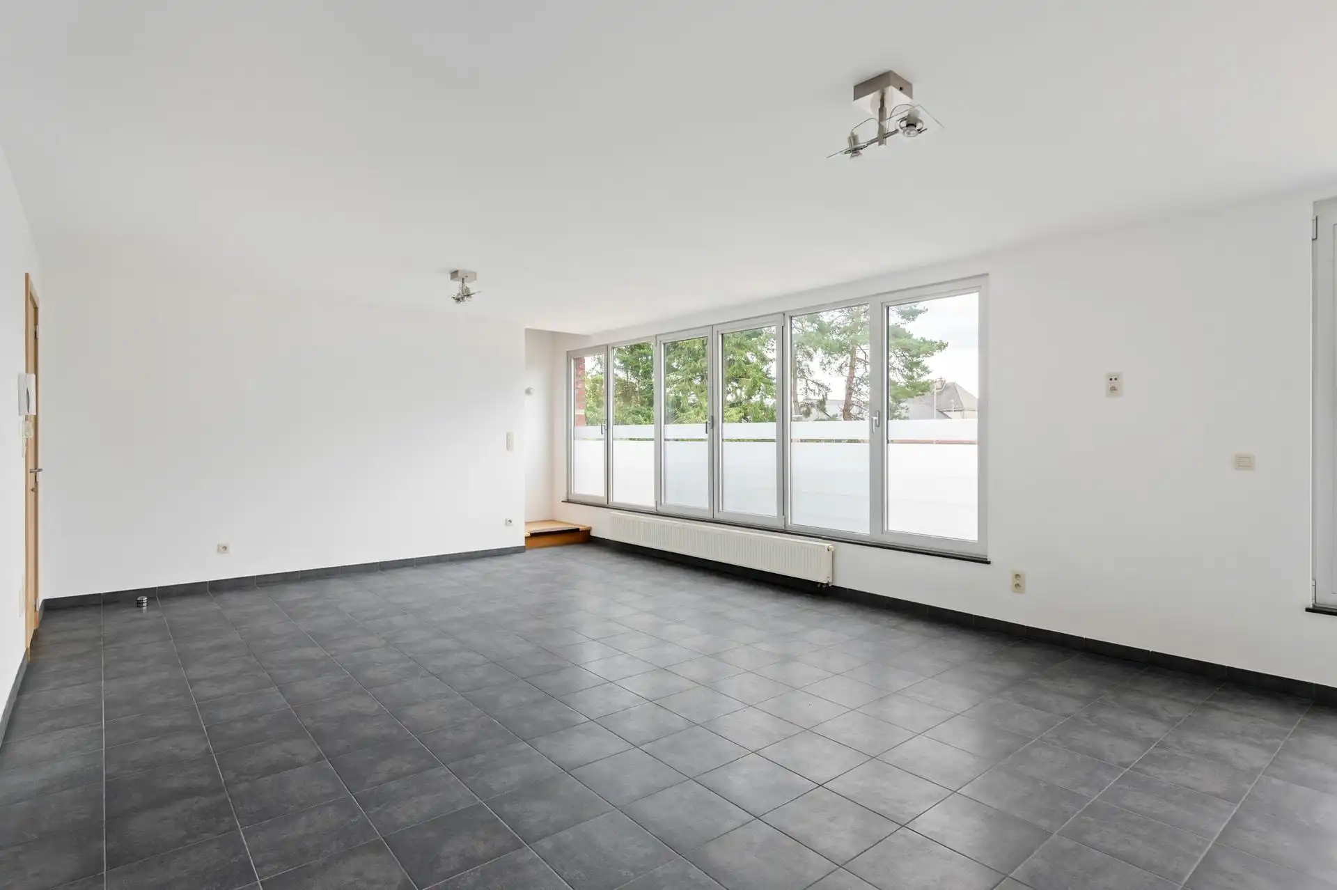 DUPLEXAPPARTEMENT MET 3 SLPK EN AUTOSTAANPLAATS foto 4