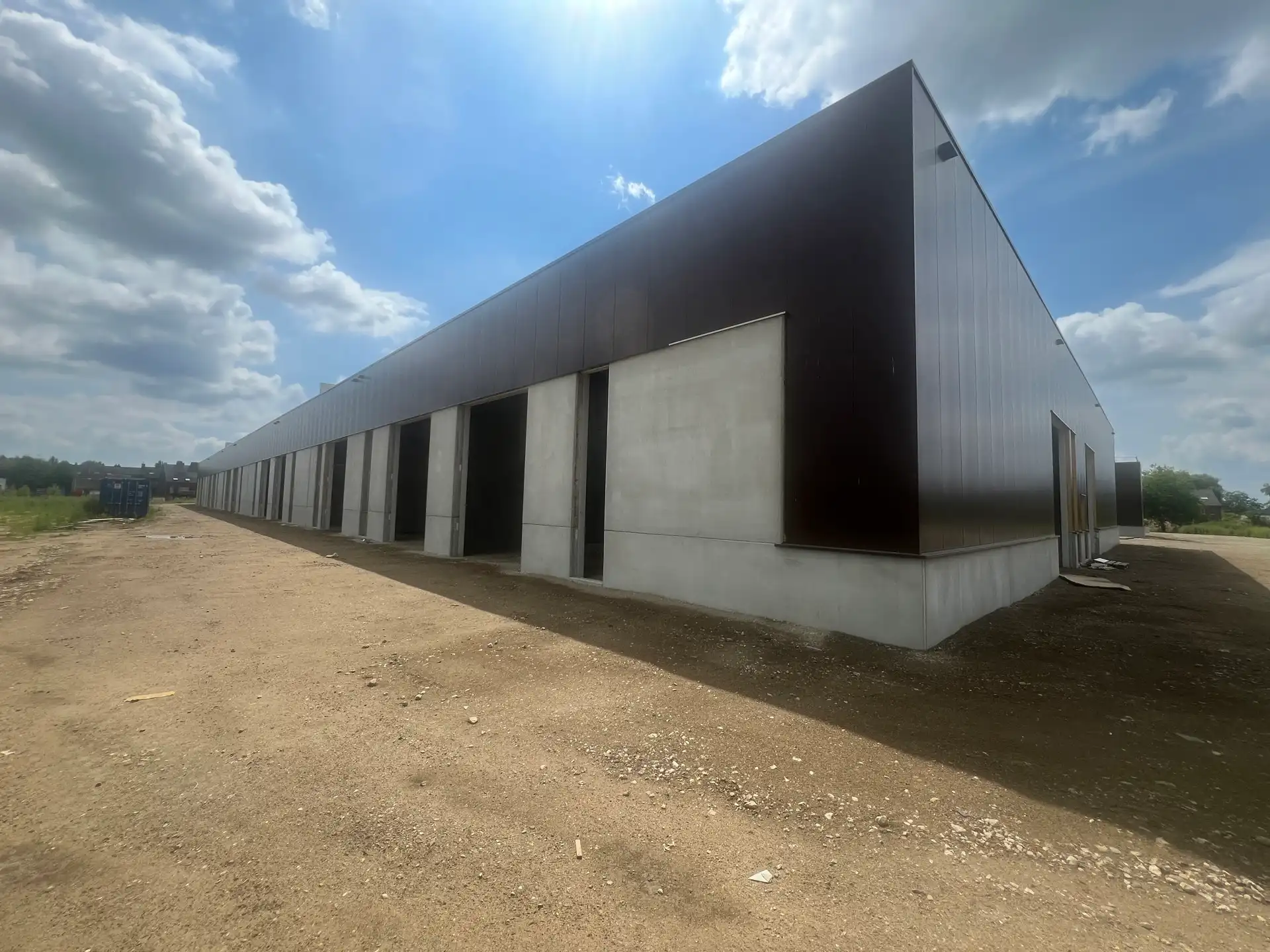 KMO-UNIT van 216M² - STADSBEEMD IN HALEN foto 3