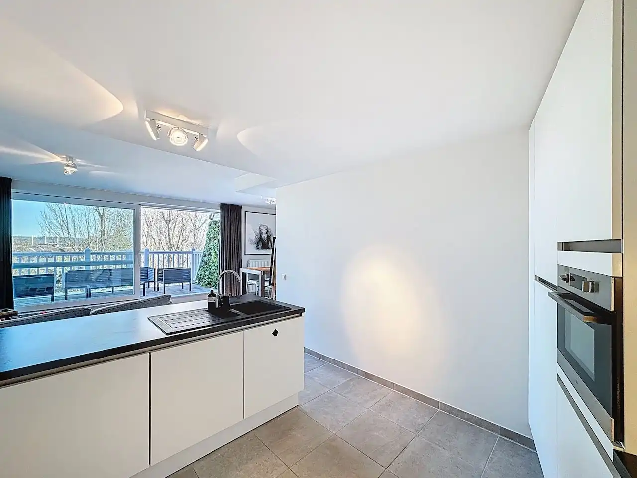 Lichtrijke penthouse met open zicht, degelijke afwerking & A-label foto 9