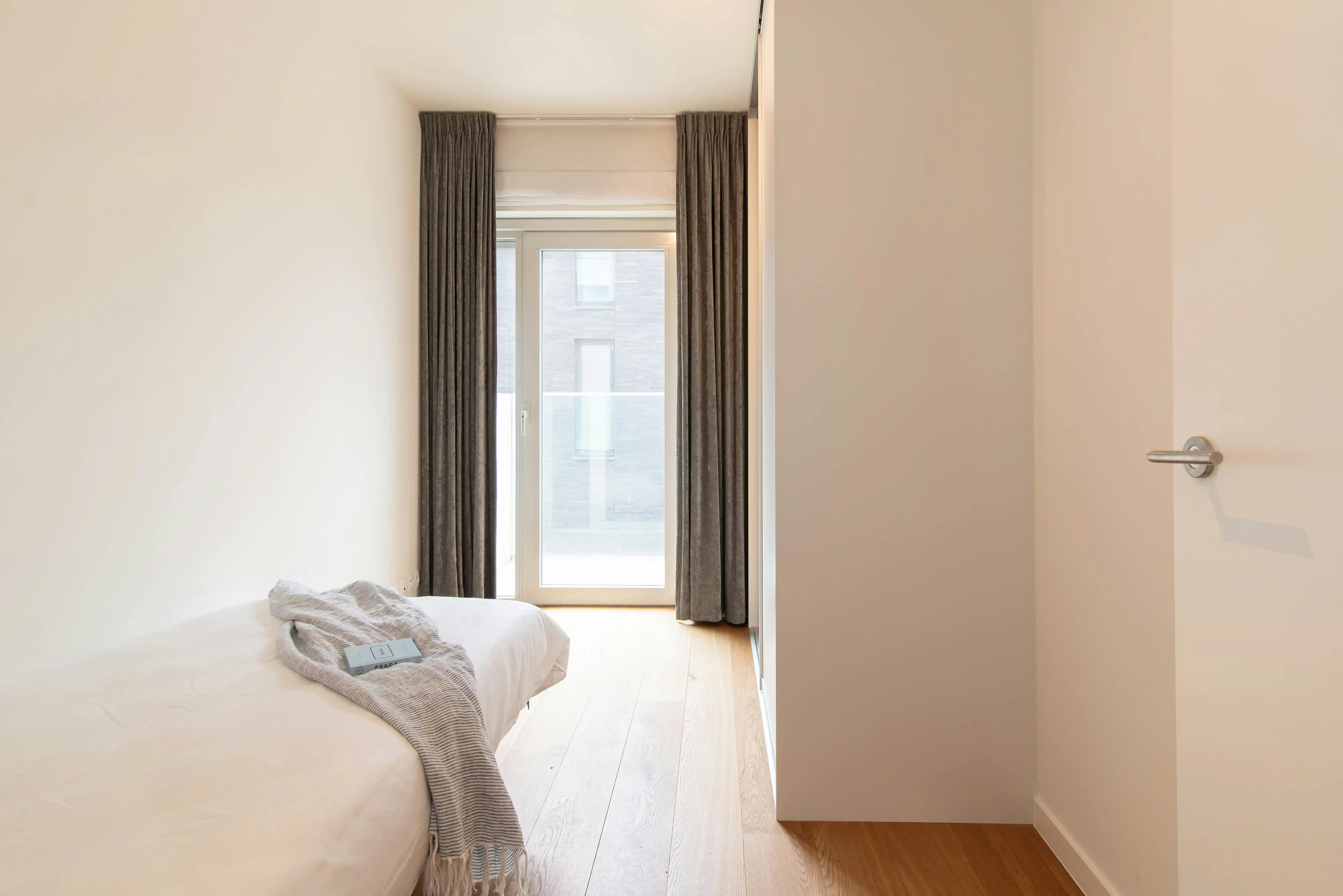 Prachtig afgewerkt 2 slaapkamer appartement te Oostende  foto 15