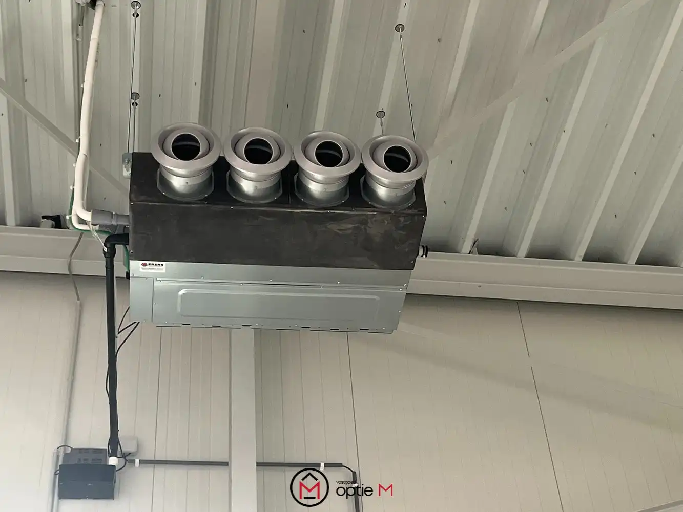 Centraal gelegen KMO-unit met sanitair/verwarming/airco in Hasselt te huur foto 3