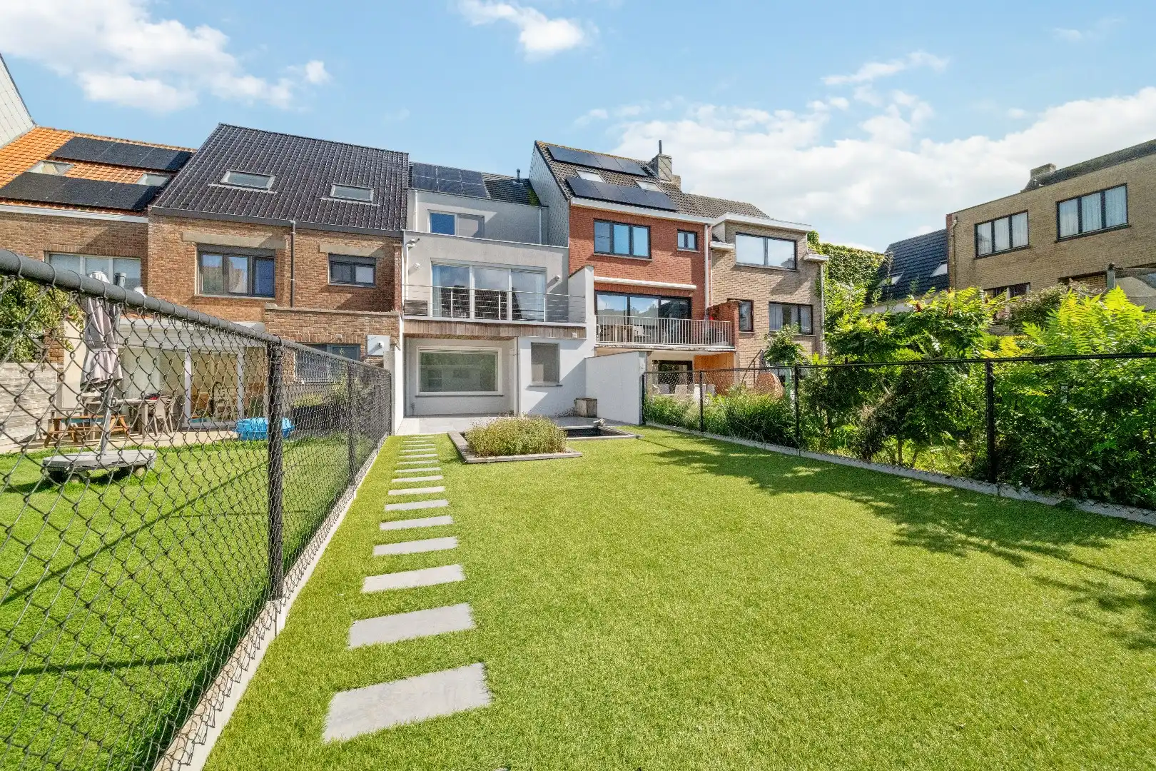 Prachtig volledig gerenoveerd woonhuis foto 8