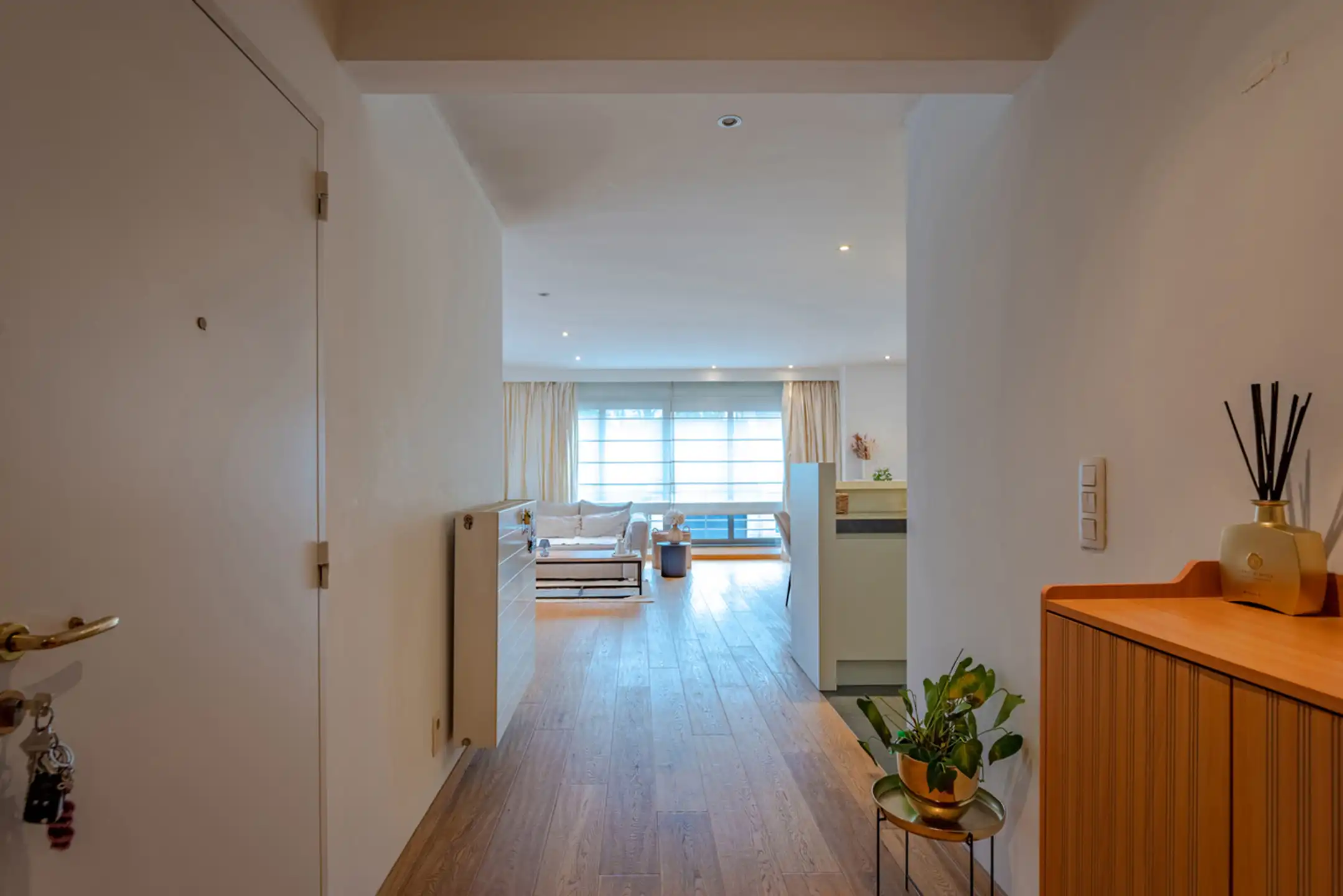 Hoekappartement met garagebox en staanplaats. foto 9