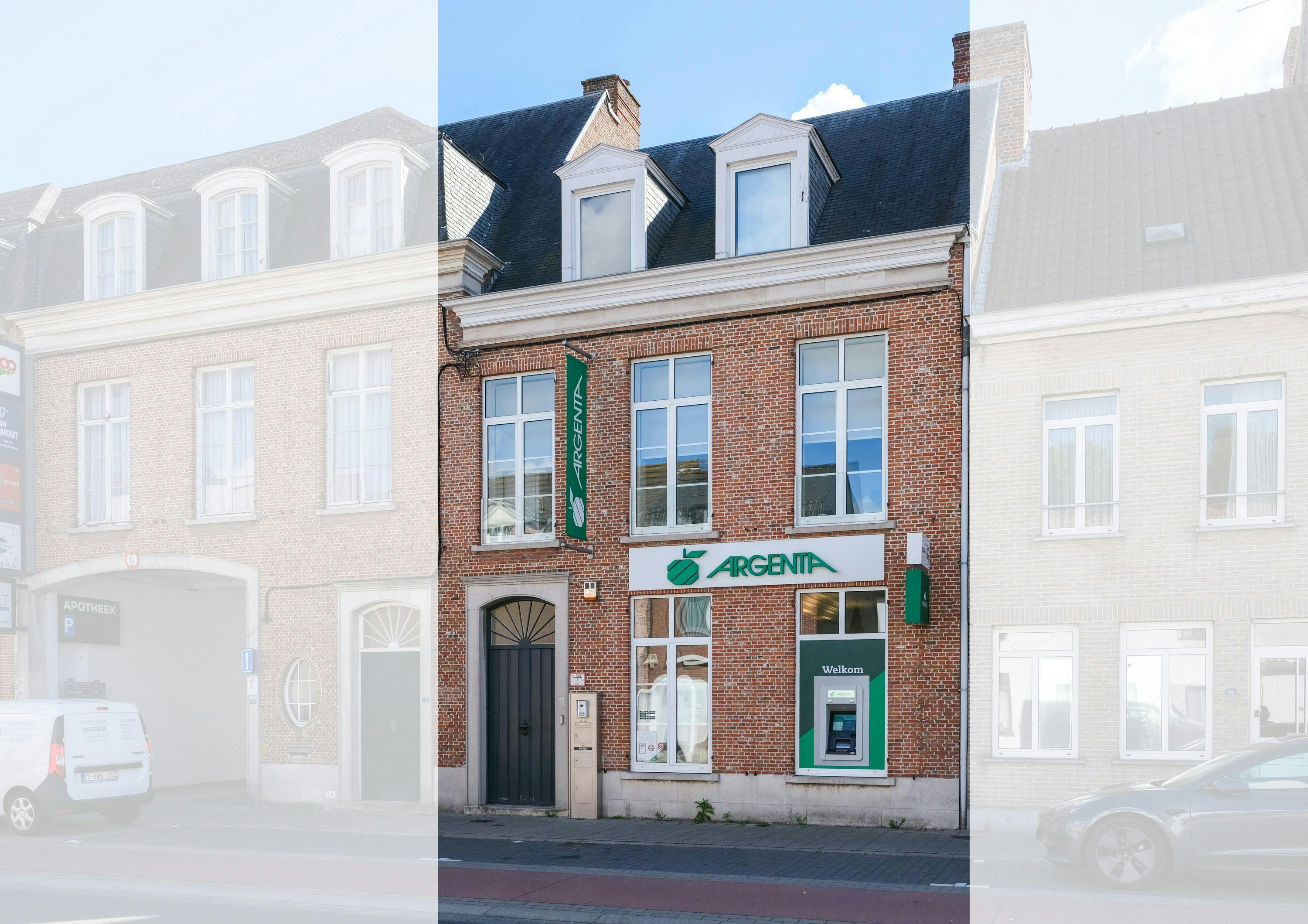 Instapklaar handelspand met woonst te koop op de Boelare in Eeklo foto {{pictureIndex}}
