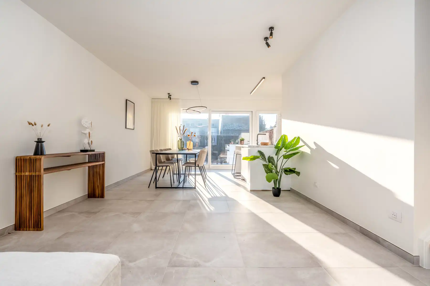 Gesloten tijdloze woning foto {{pictureIndex}}
