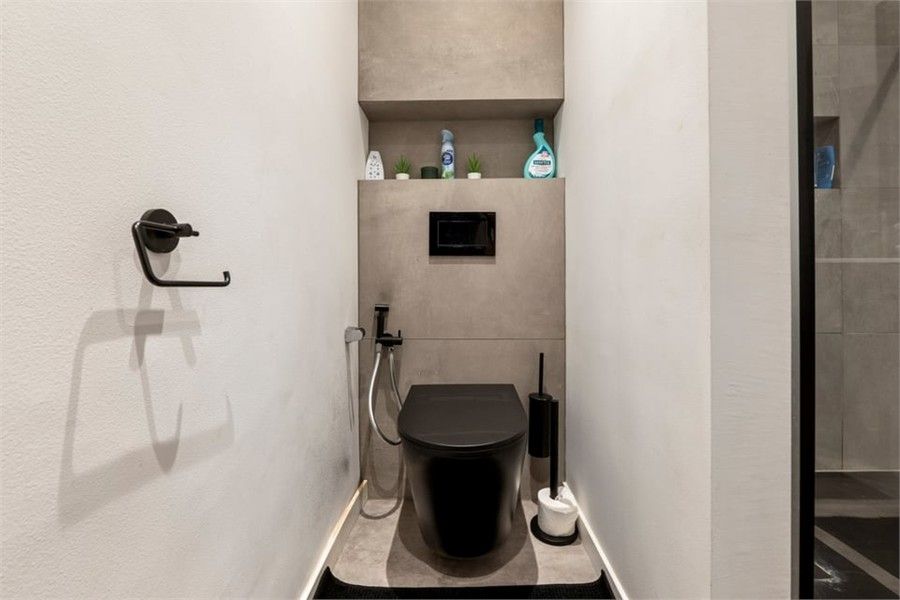 RUIME GERENOVEERDE WONING OP EEN ZEER GOEDE LOCATIE foto 23